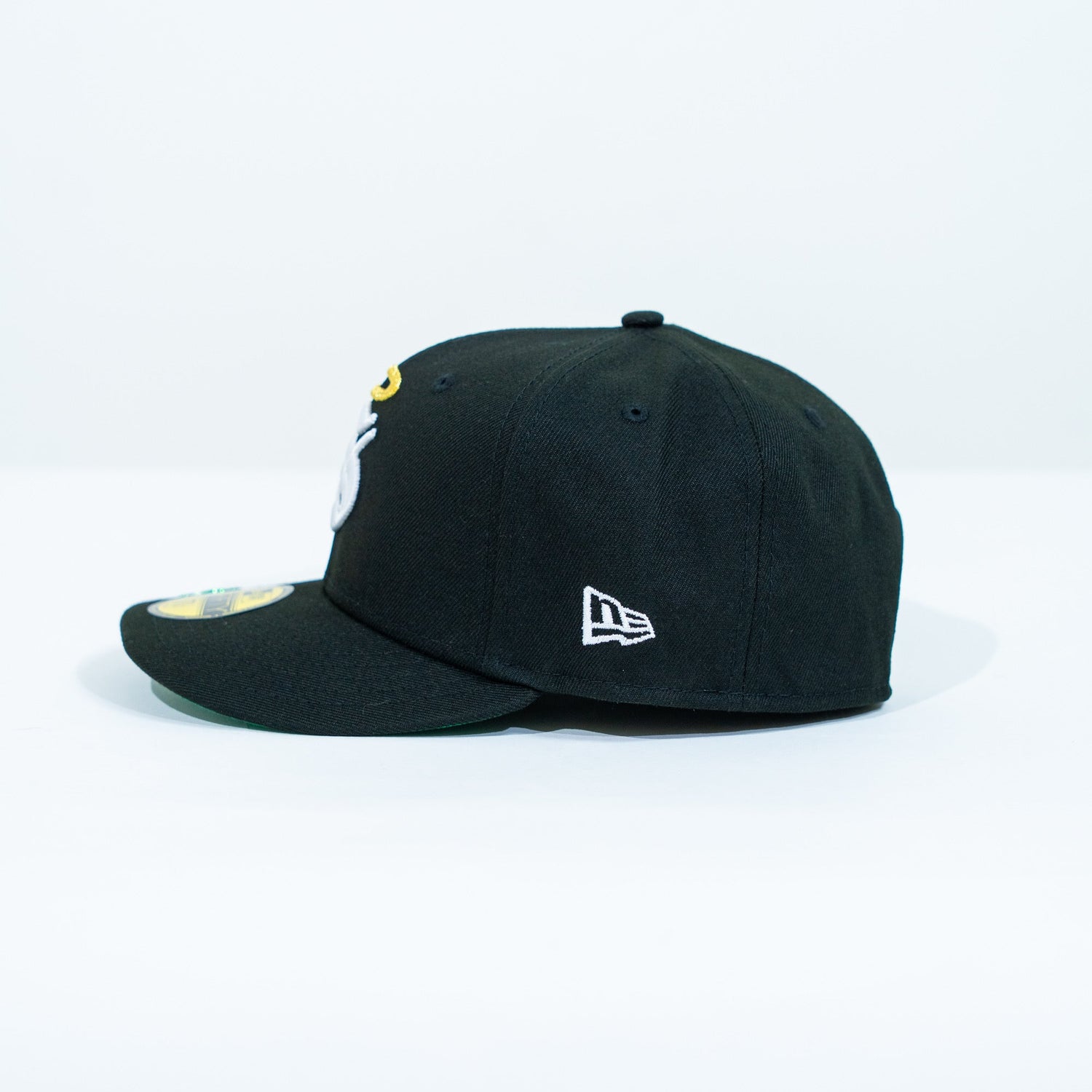 NEW ERA EXCLUSIVE 59FIFTY BLACK "SANTOS LAGUNA" W/ CLUB SANTOS LAGUNA SIDE PATCH