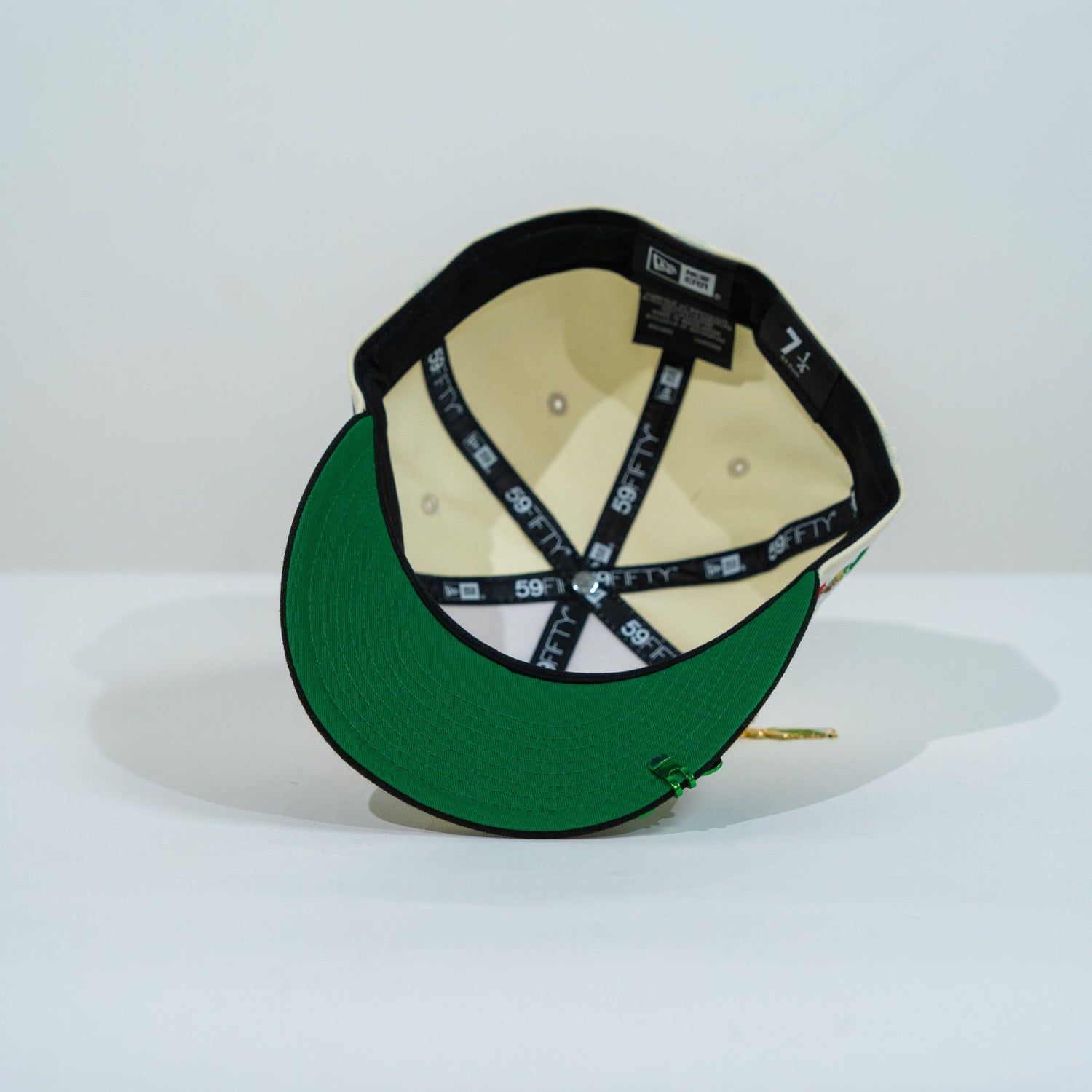NEW ERA EXCLUSIVE 59FIFTY CHROME/ BLACK "CLUB LEON" W/ MEXICO FLAG SIDE PATCH