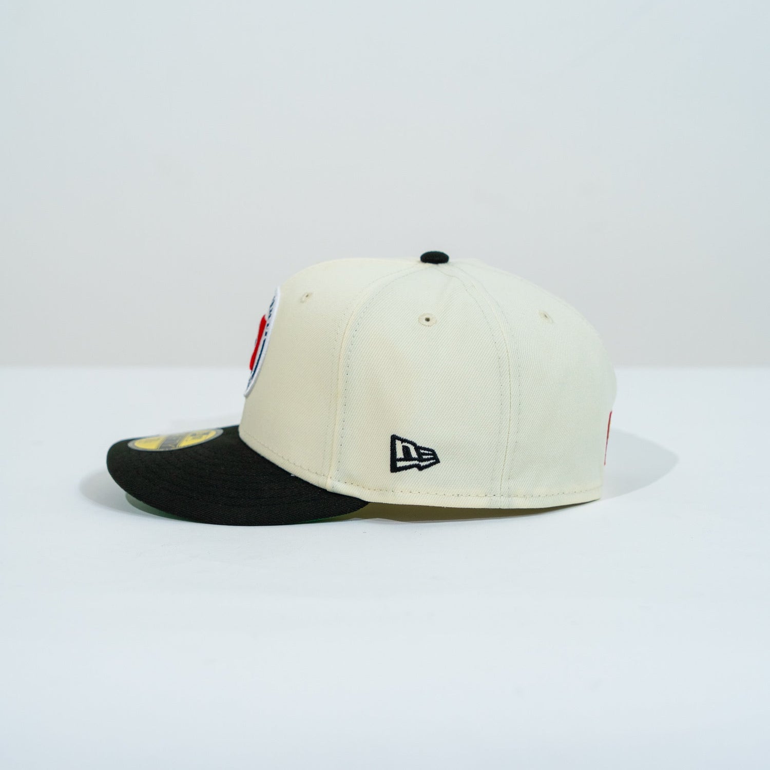 NEW ERA EXCLUSIVE 59FIFTY CHROME/ BLACK "CLUB CRUZ AZUL" W/ MEXICO FLAG SIDE PATCH
