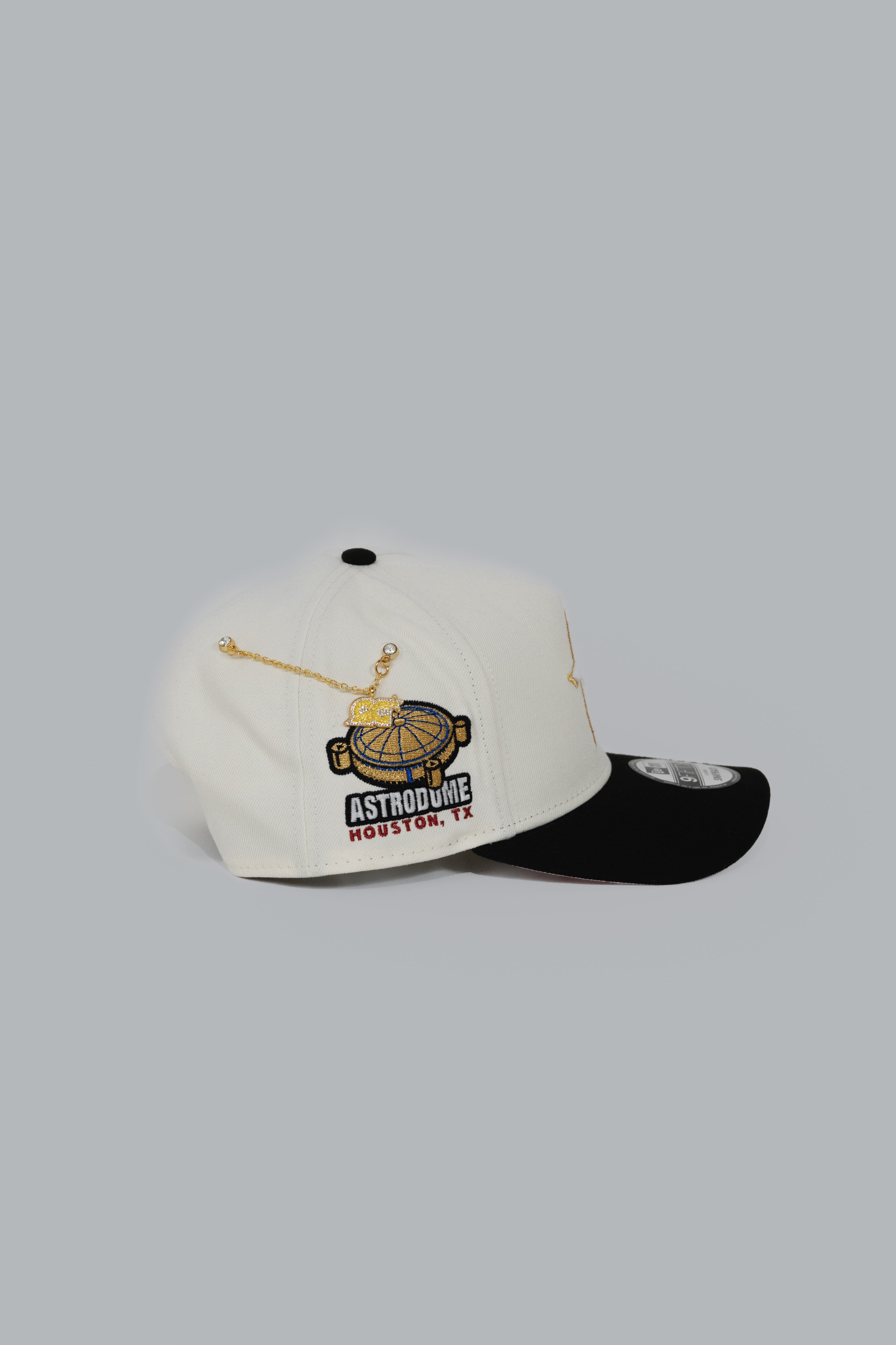 NEW ERA EXCLUSIVE 9FIFTY A-FRAME CHROME/ BLACK HOUSTON ASTROS W/ ASTRODOME SIDE PATCH
