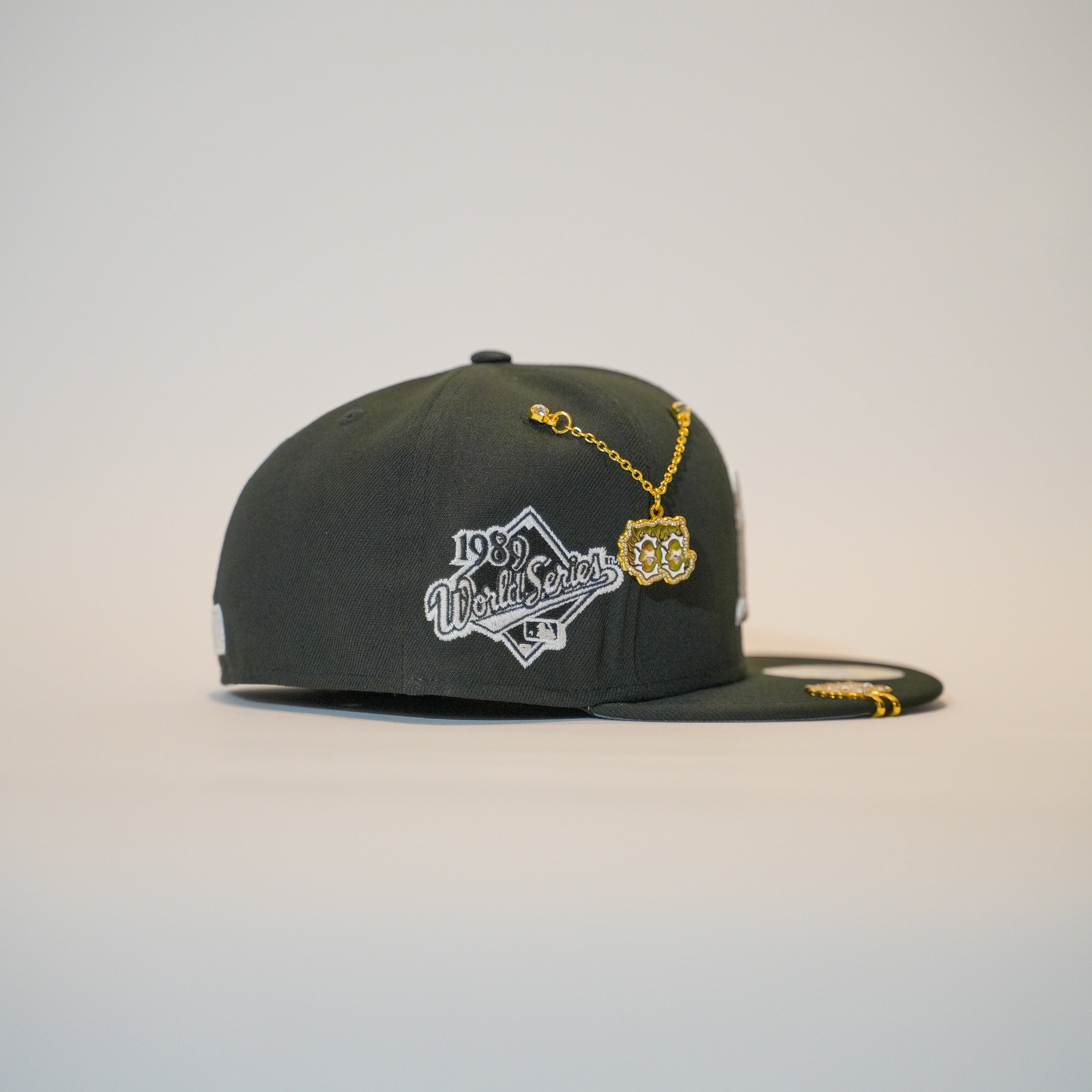 EXCLUSIVO NEW ERA 59FIFTY CHROME BLANCO/VERDE OLIVA ARIZONA DIAMONDBACKS CON PARCHE DE TEMPORADA INAUGURAL 1998 