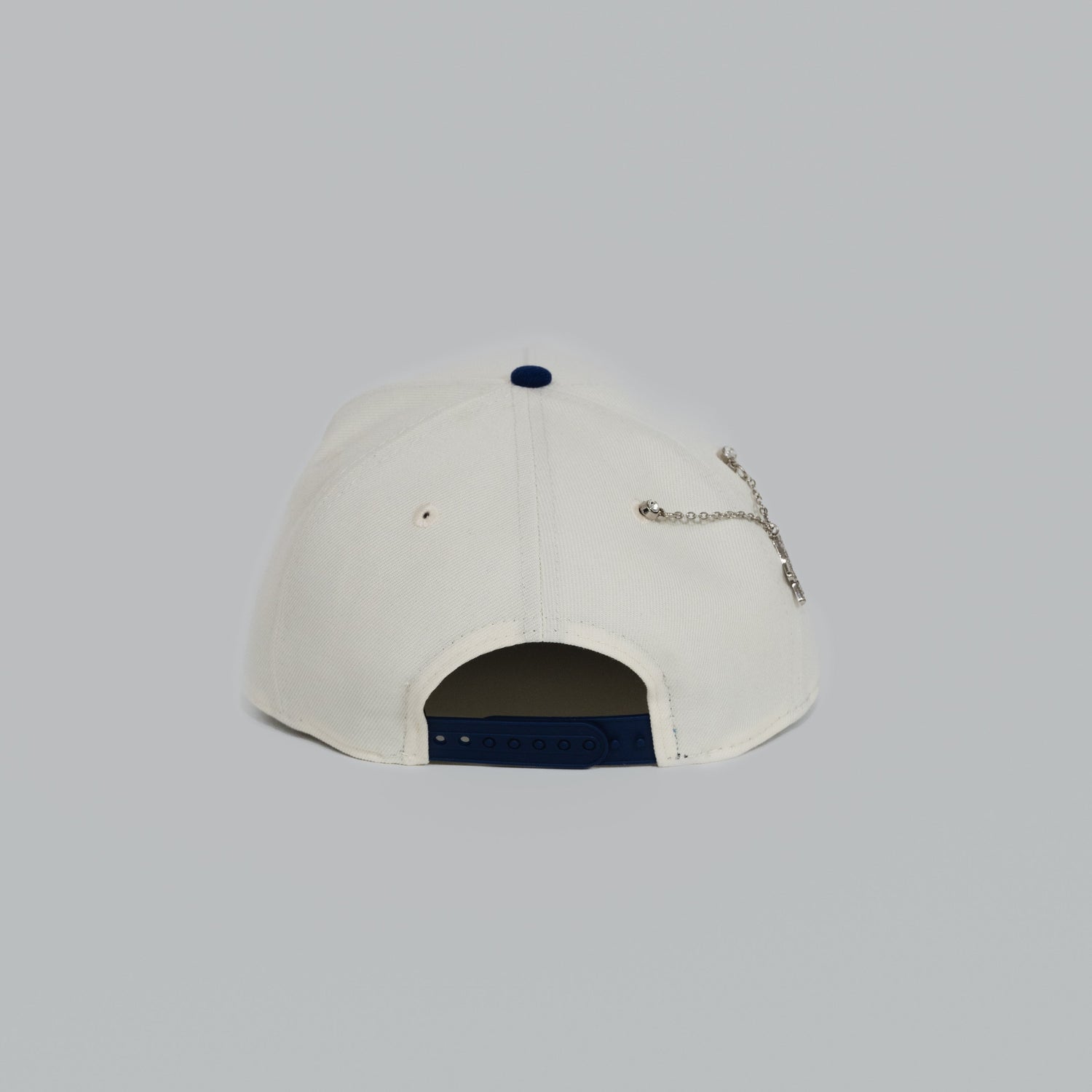 NEW ERA EXCLUSIVE 9FIFTY A-FRAME CHROME/ BLUE LOS ANGELES DODGERS "SHOHEI OHTAN"SCRIPT W/ LA LOGO SIDE PATCH