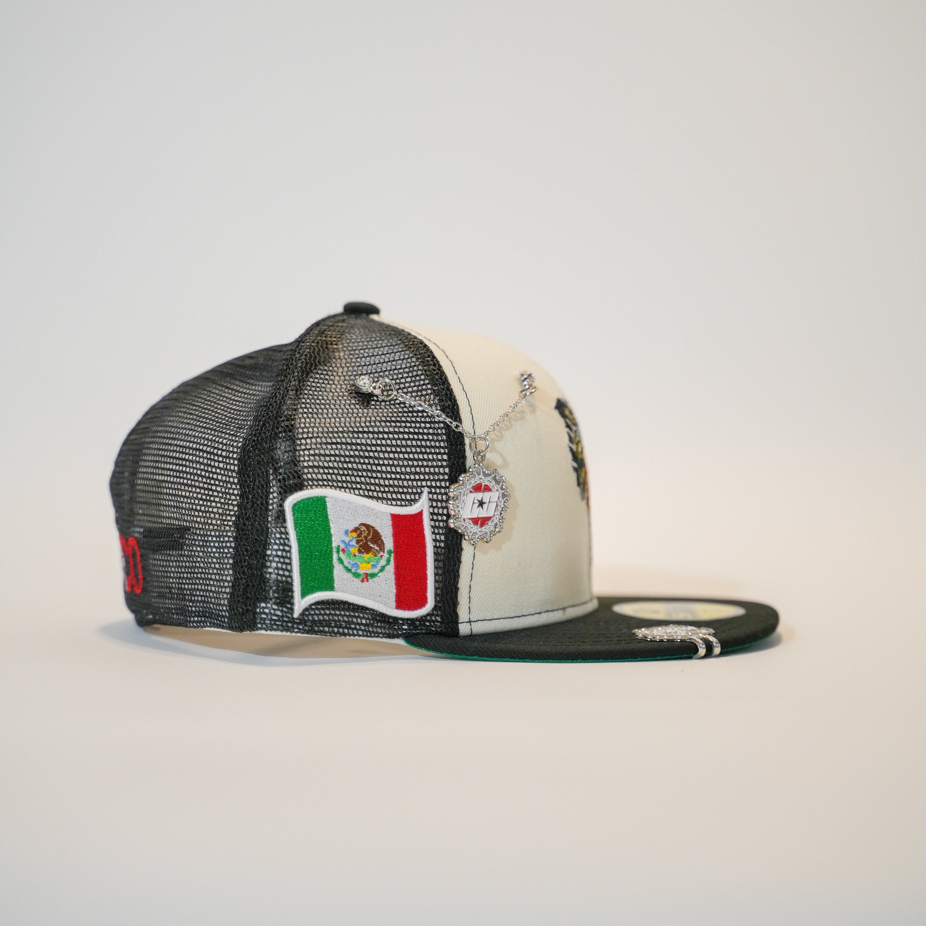 NEW ERA EXCLUSIVE 59FIFTY CHROME/ BLACK MEXICO "EL GALLO" MESHBACK W/ MEXICO FLAG SIDE PATCH