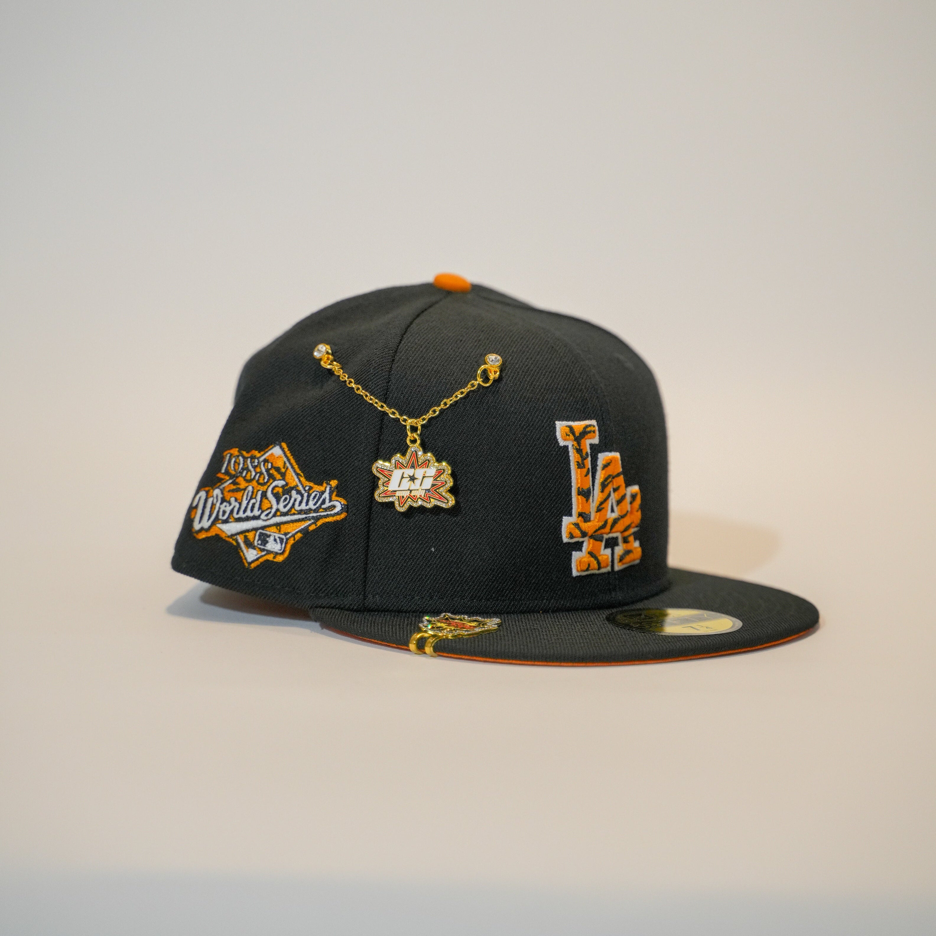 NEW ERA EXCLUSIVE 59FIFTY BLACK LOS ANGELES DODGERS W/TIGER PRINT LOGO + 1988 WORLD SERIES SIDE PATCH