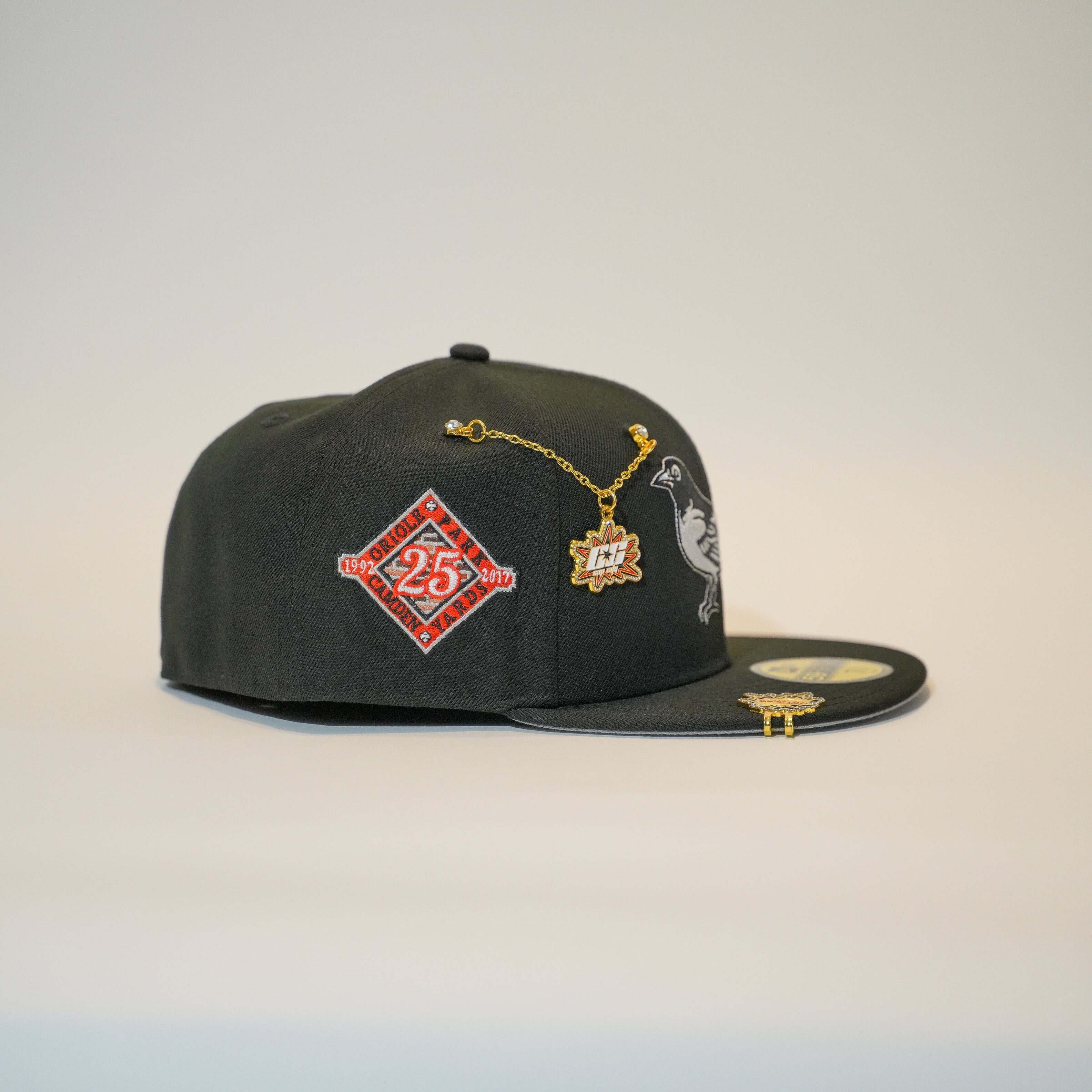 EXCLUSIVO NEW ERA 59FIFTY CHROME BLANCO/VERDE OLIVA ARIZONA DIAMONDBACKS CON PARCHE DE TEMPORADA INAUGURAL 1998 