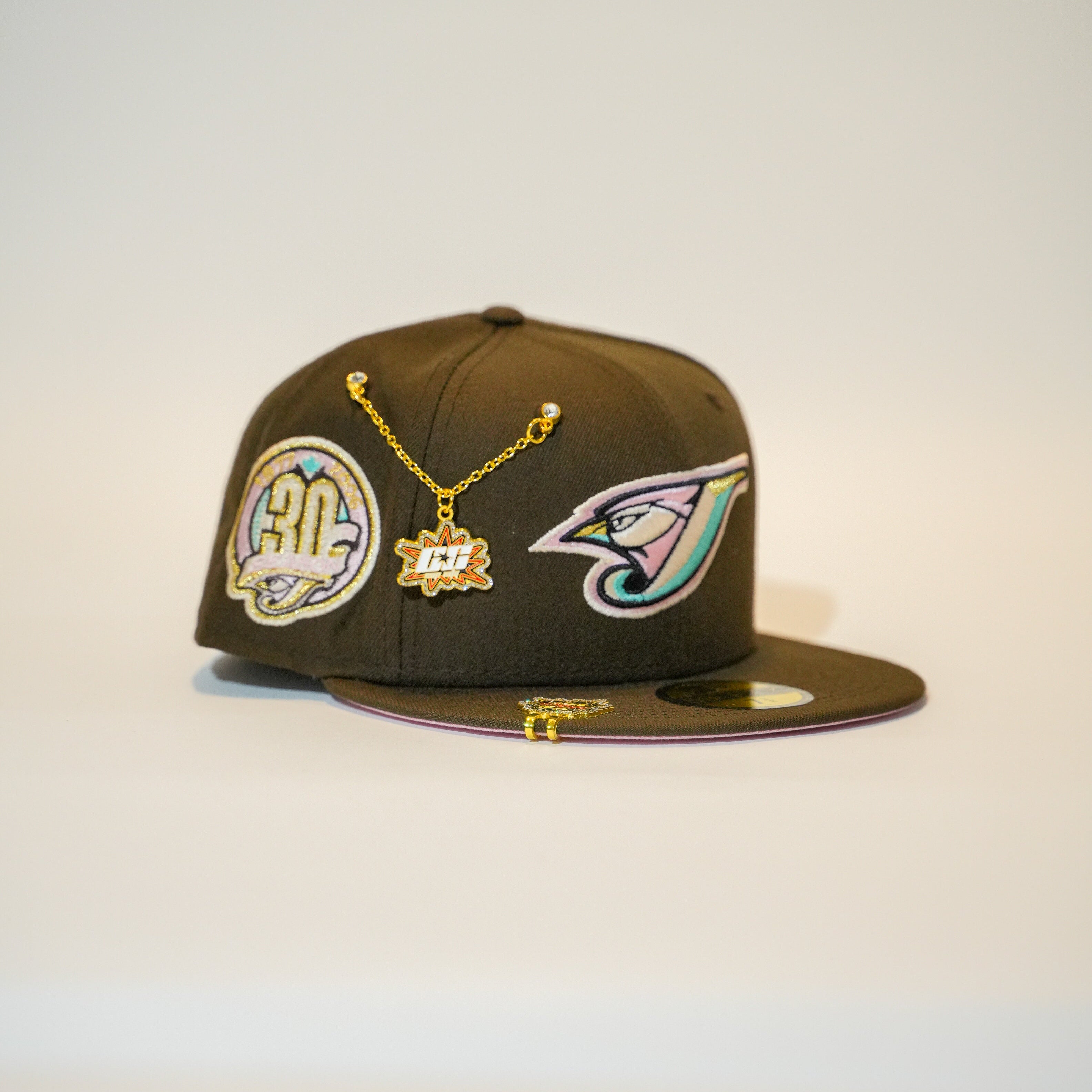 EXCLUSIVO DE NEW ERA 59FIFTY CROMADO BLANCO/ORO LOS ANGELES DODGERS CON PARCHE DEL JUEGO ALL STAR 2000 