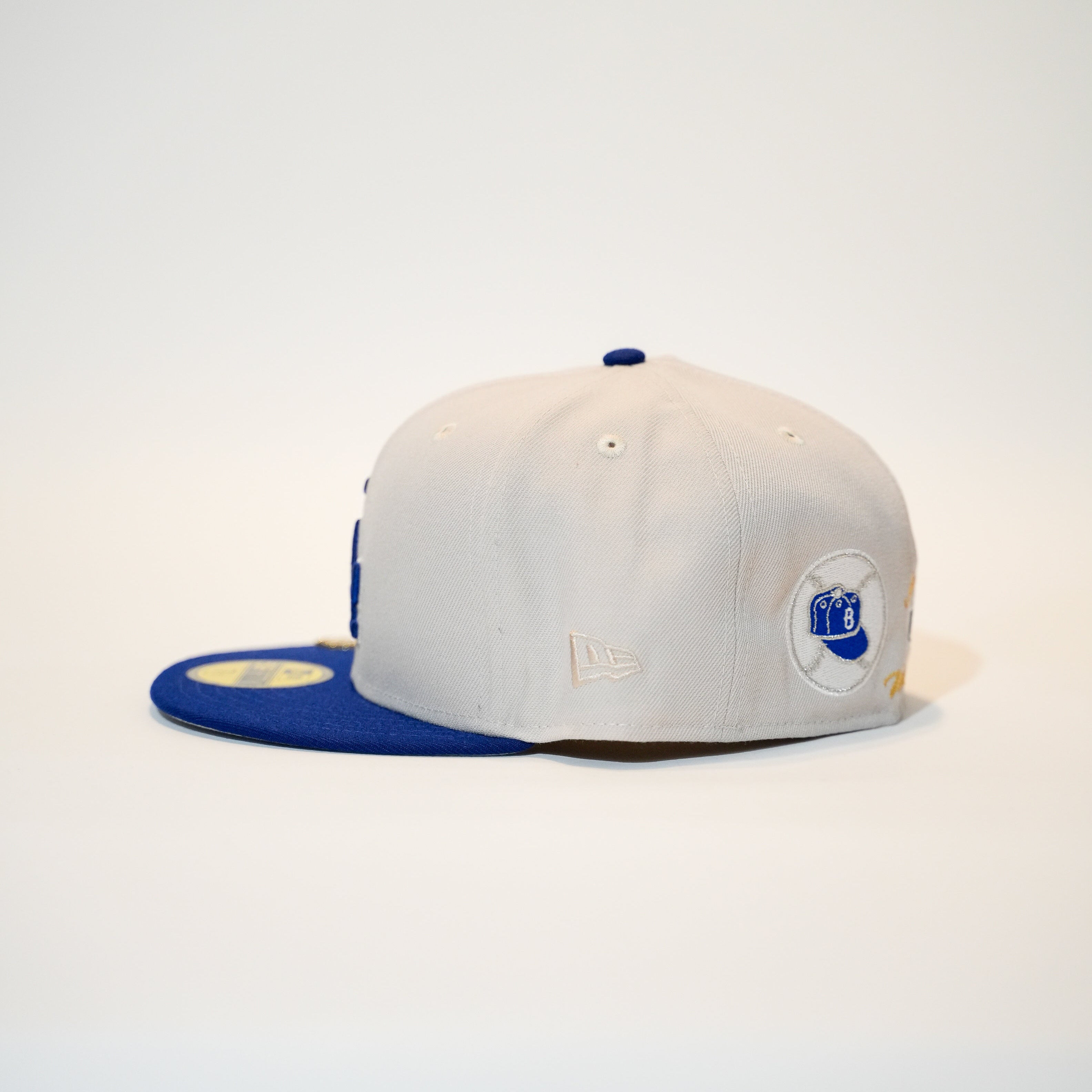 NEW ERA EXCLUSIVE 59FIFTY STONE GREY/BLUE LOS ANGELES DODGERS W/ 2020 WORLD SERIES SIDE PATCH