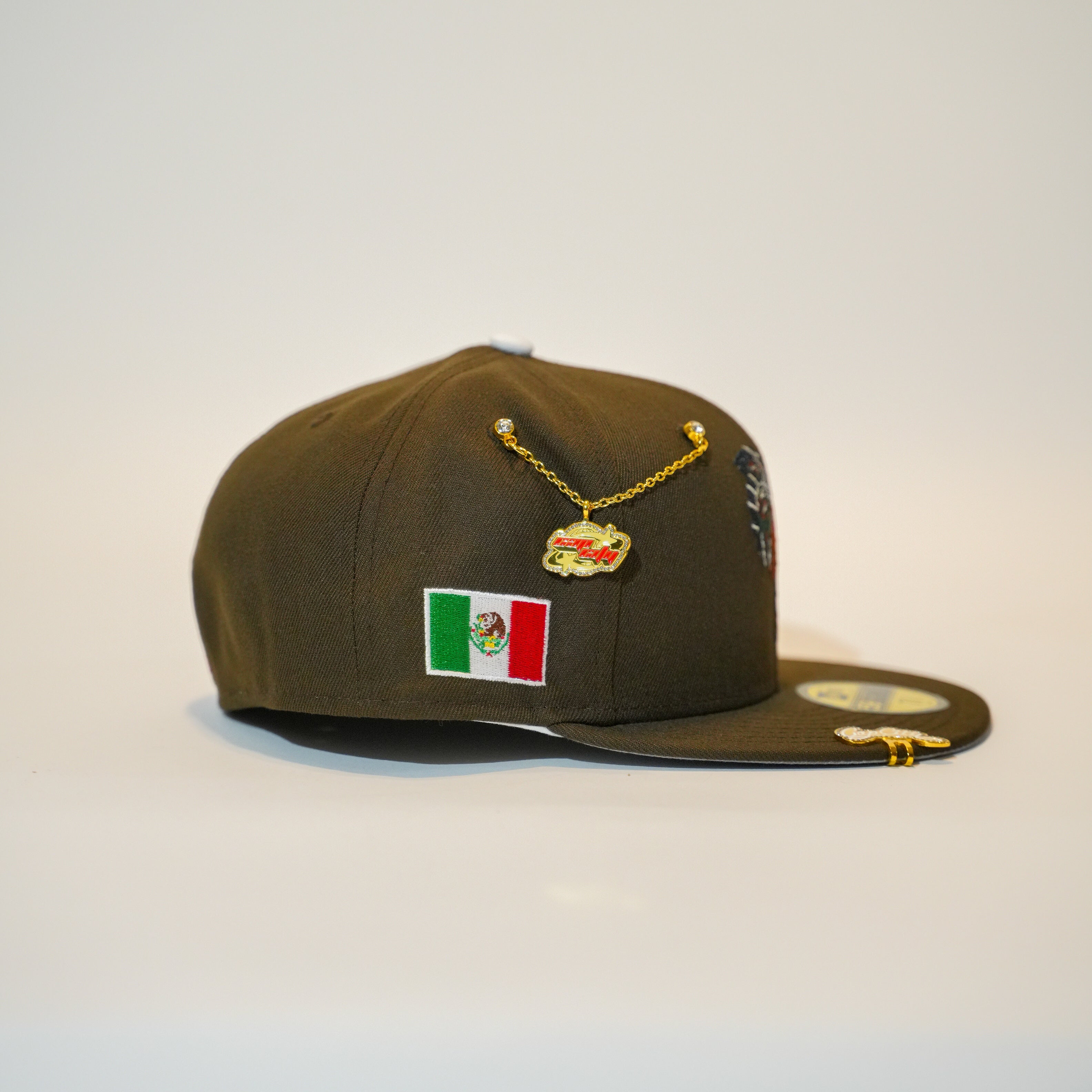NEW ERA EXCLUSIVE 59FIFTY BROWN MEXICO "EL GALLO" W/ MEXICO FLAG SIDE PATCH