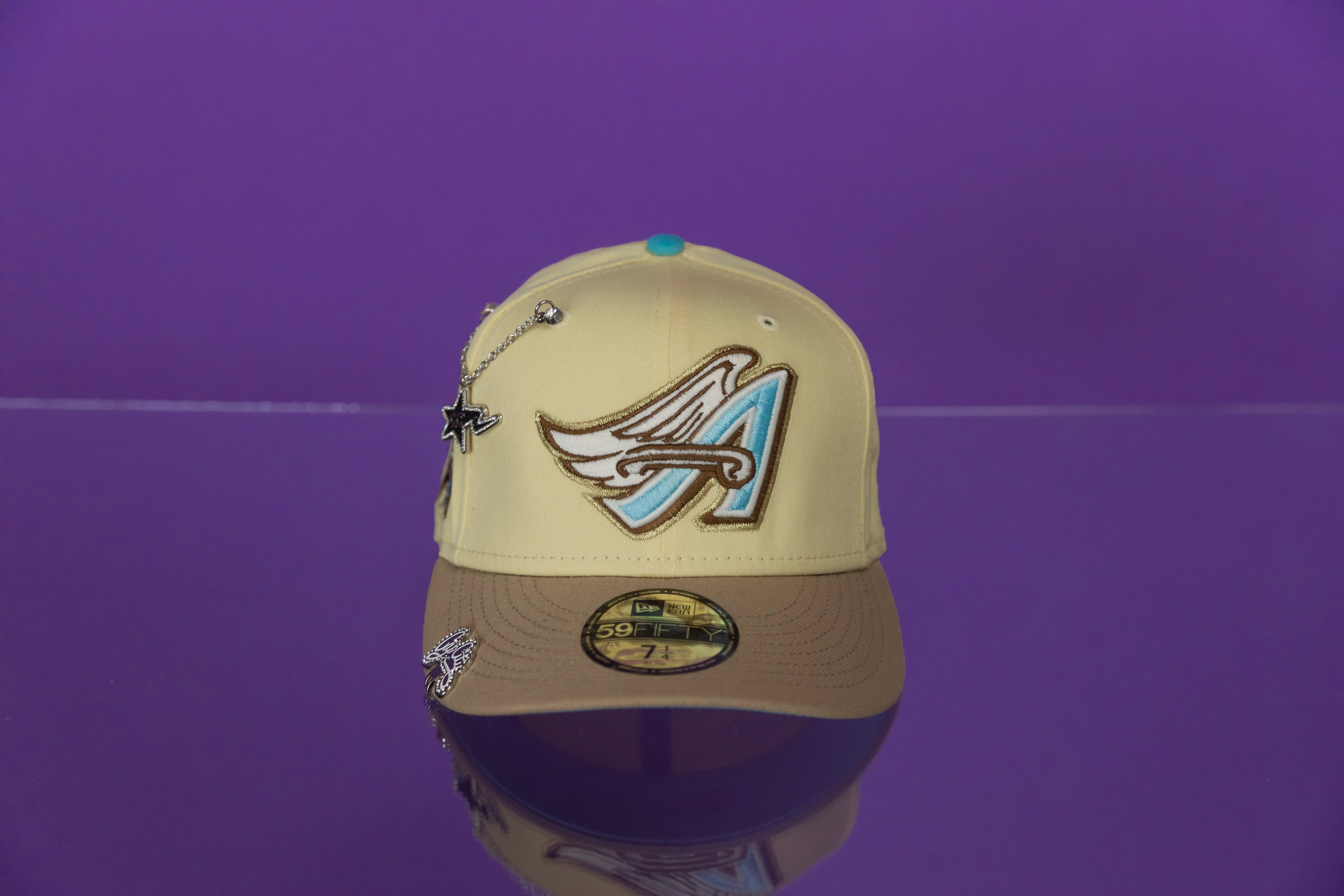 NEW ERA 59FIFTY VEGAS GOLD/LIGHT KHAKI ANAHEIM ANGELS W/ 50TH ANNIVERSARY SIDE PATCH