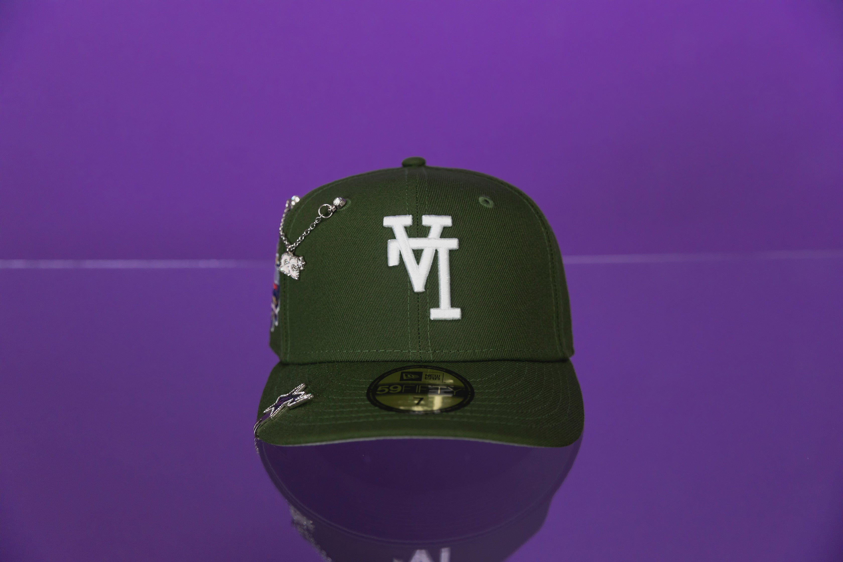 EXCLUSIVO DE NEW ERA 59FIFTY CROMADO BLANCO/ORO LOS ANGELES DODGERS CON PARCHE DEL JUEGO ALL STAR 2000 