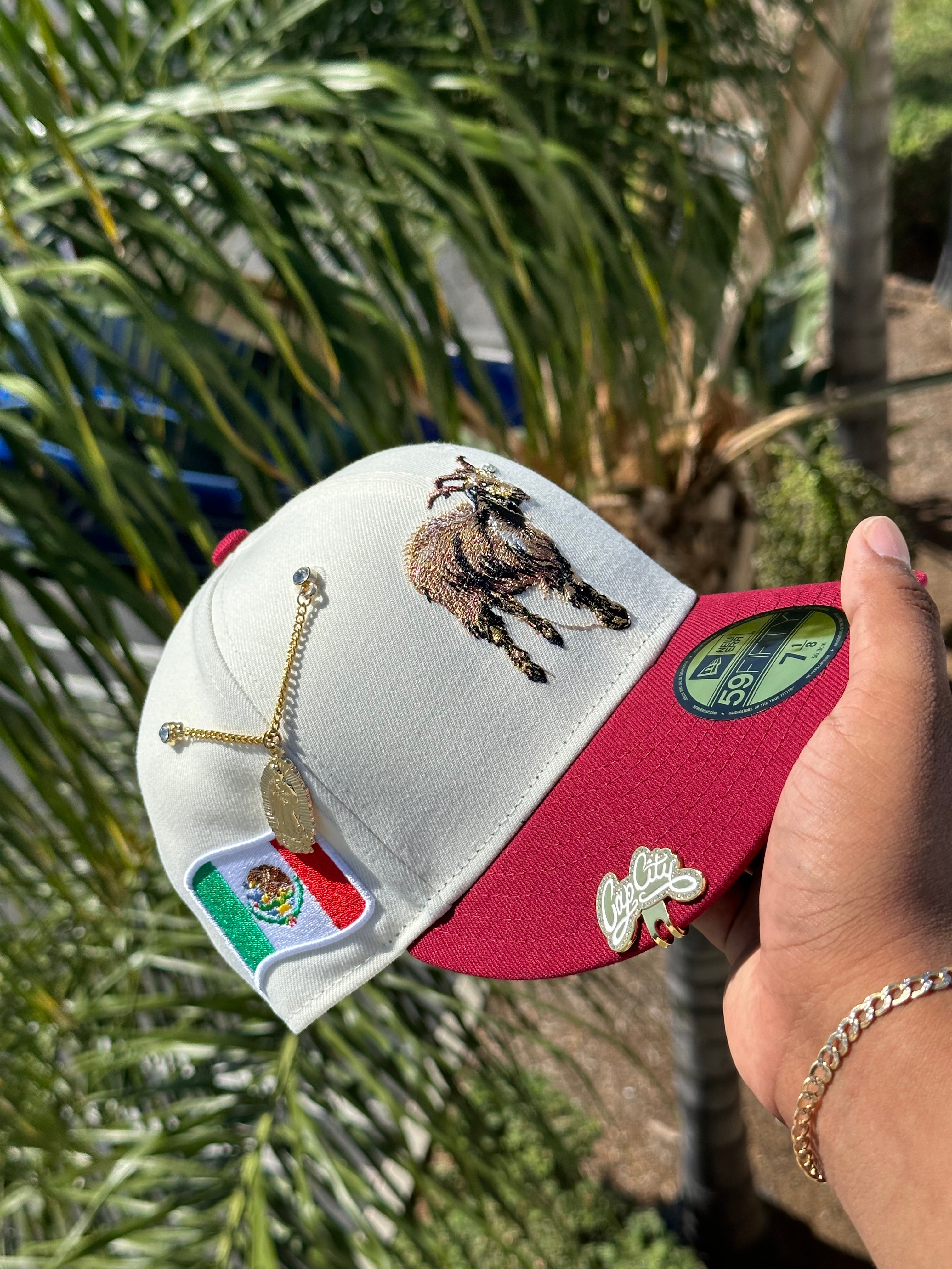 NEW ERA EXCLUSIVE 59FIFTY CHROME WHITE/BURGUNDY "THE GOAT" W/ MEXICO FLAG SIDE PATCH