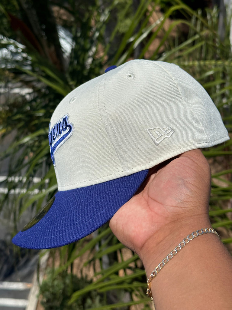 NEW ERA EXCLUSIVE 59FIFTY CHROME WHITE/BLUE LOS ANGELES DODGERS SCRIPT TWO TONE (BROWN UV)