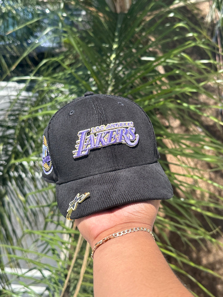 NEW ERA EXCLUSIVE 59FIFTY BLACK CORDUROY LOS ANGELES LAKERS W/ 17X CHAMPS SIDEPATCH (GREEN UV)