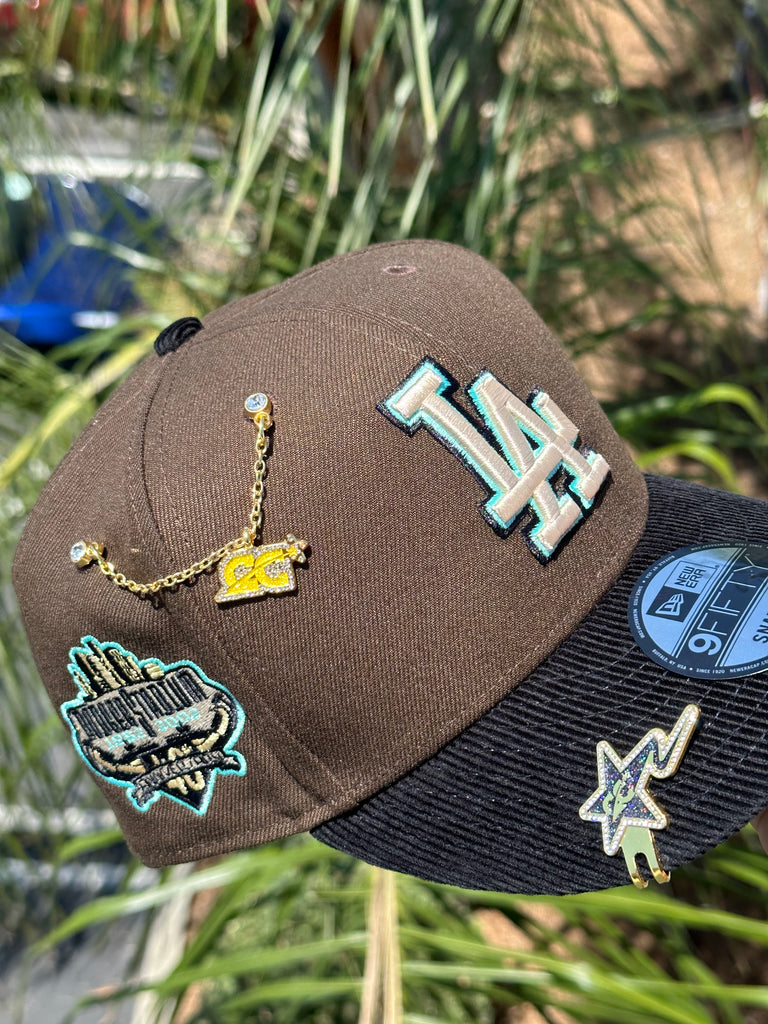NEW ERA EXCLUSIVE 9FIFTY MOCHA/CORDUROY LOS ANGELES DODGERS TWO TONE SNAPBACK W/ 40TH ANNIVERSARY PATCH (TEAL UV)