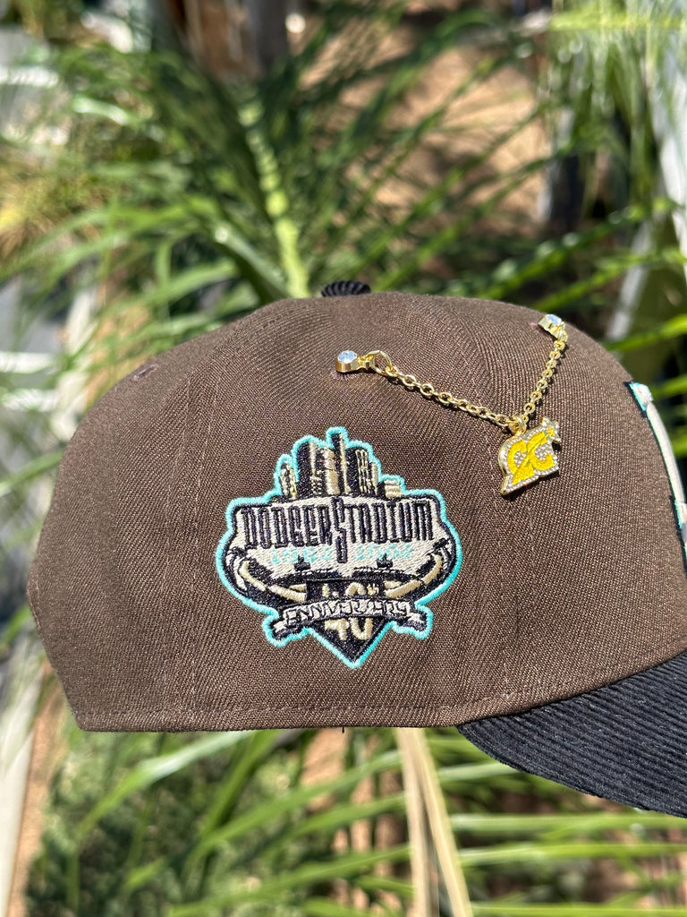 NEW ERA EXCLUSIVE 9FIFTY MOCHA/CORDUROY LOS ANGELES DODGERS TWO TONE SNAPBACK W/ 40TH ANNIVERSARY PATCH (TEAL UV)