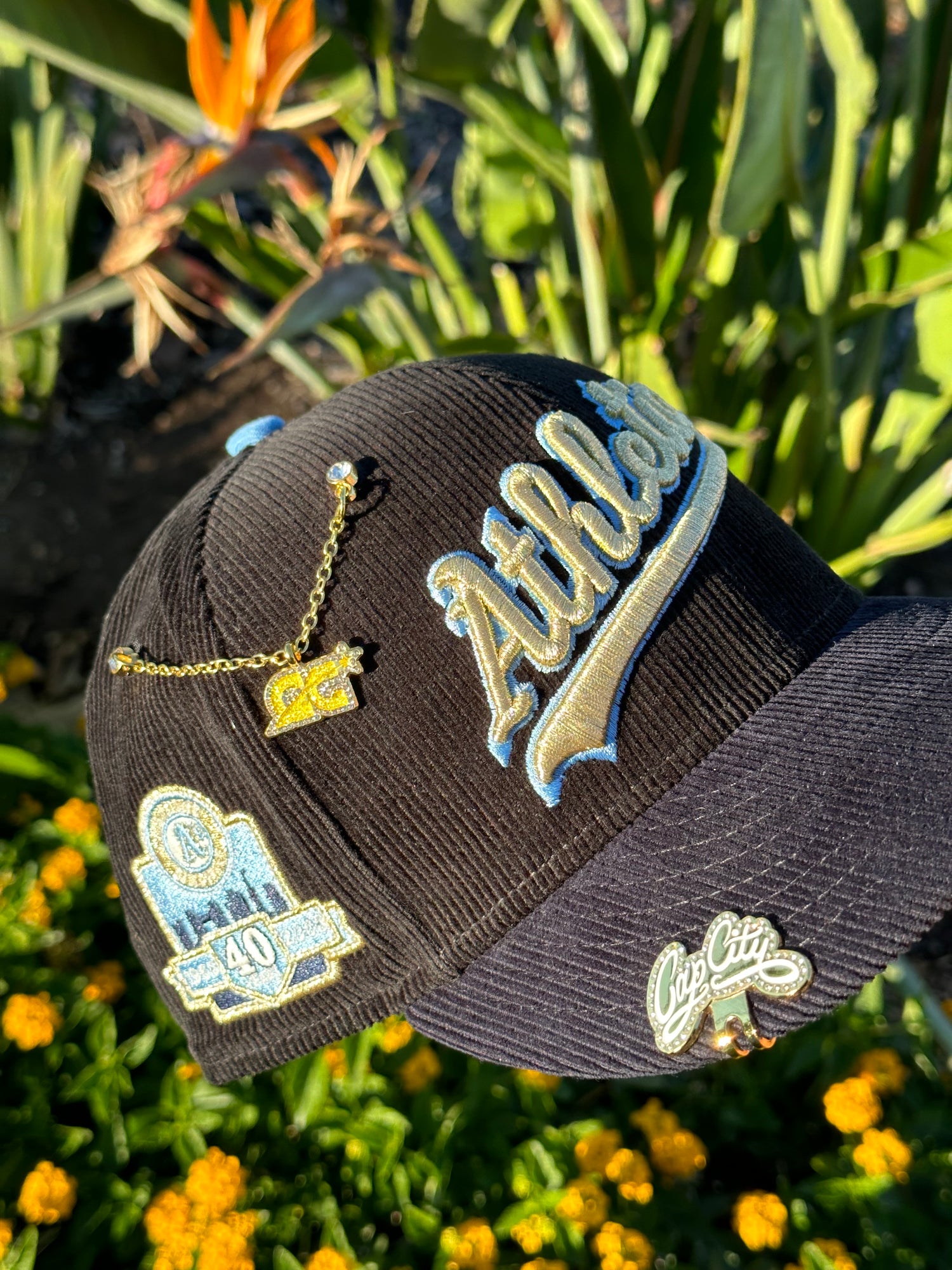 NEW ERA EXCLUSIVE 59FIFTY BLACK/NAVY CORDUROY OAKLAND ATHLETICS SCRIPT W/ 40TH ANNIVERSARY PATCH