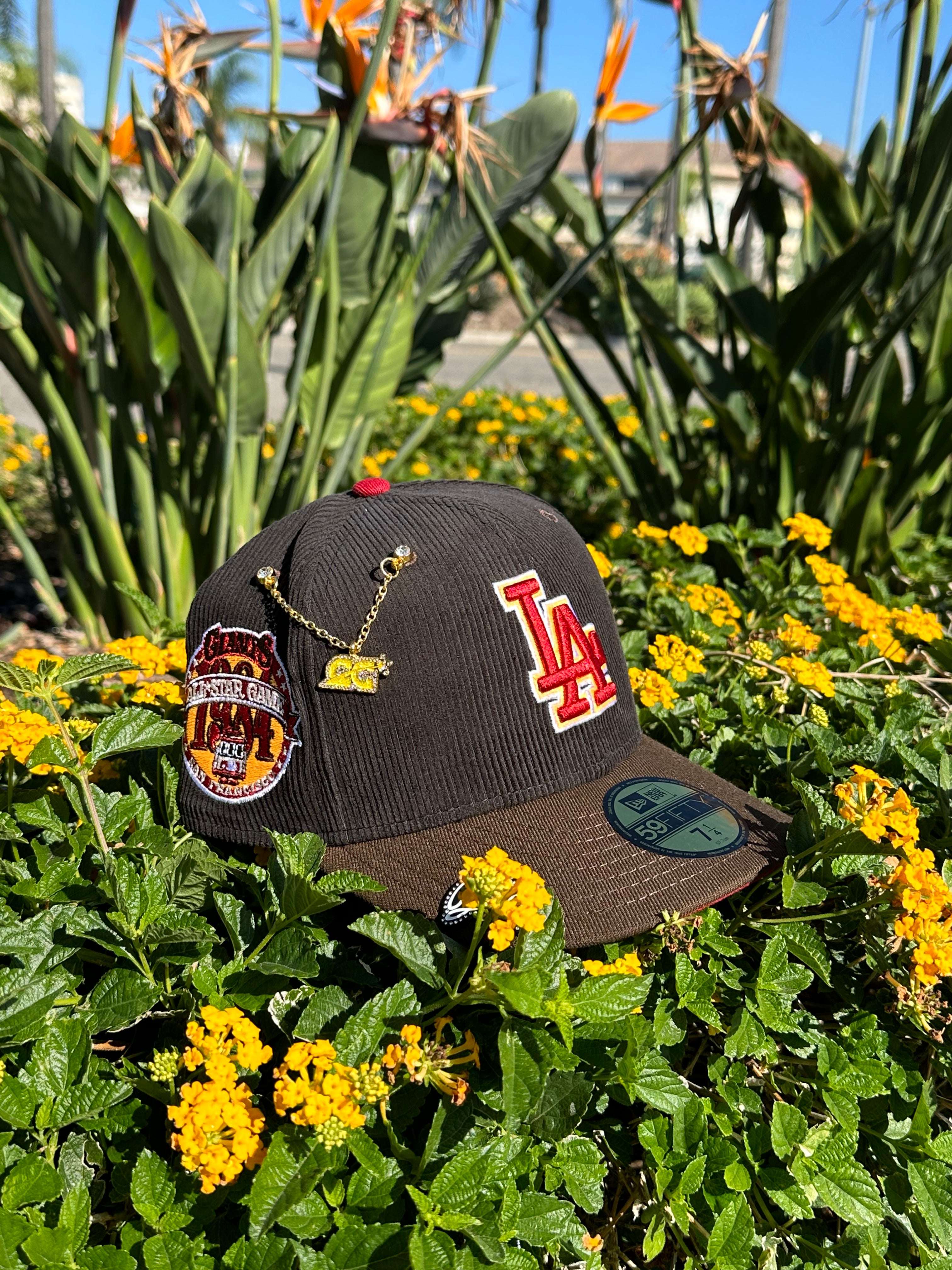 EXCLUSIVO DE NEW ERA 59FIFTY CORDUROY/WALNUT LOS ANGELES DODGERS CON PARCHE DEL JUEGO ALL STAR DE 1984 