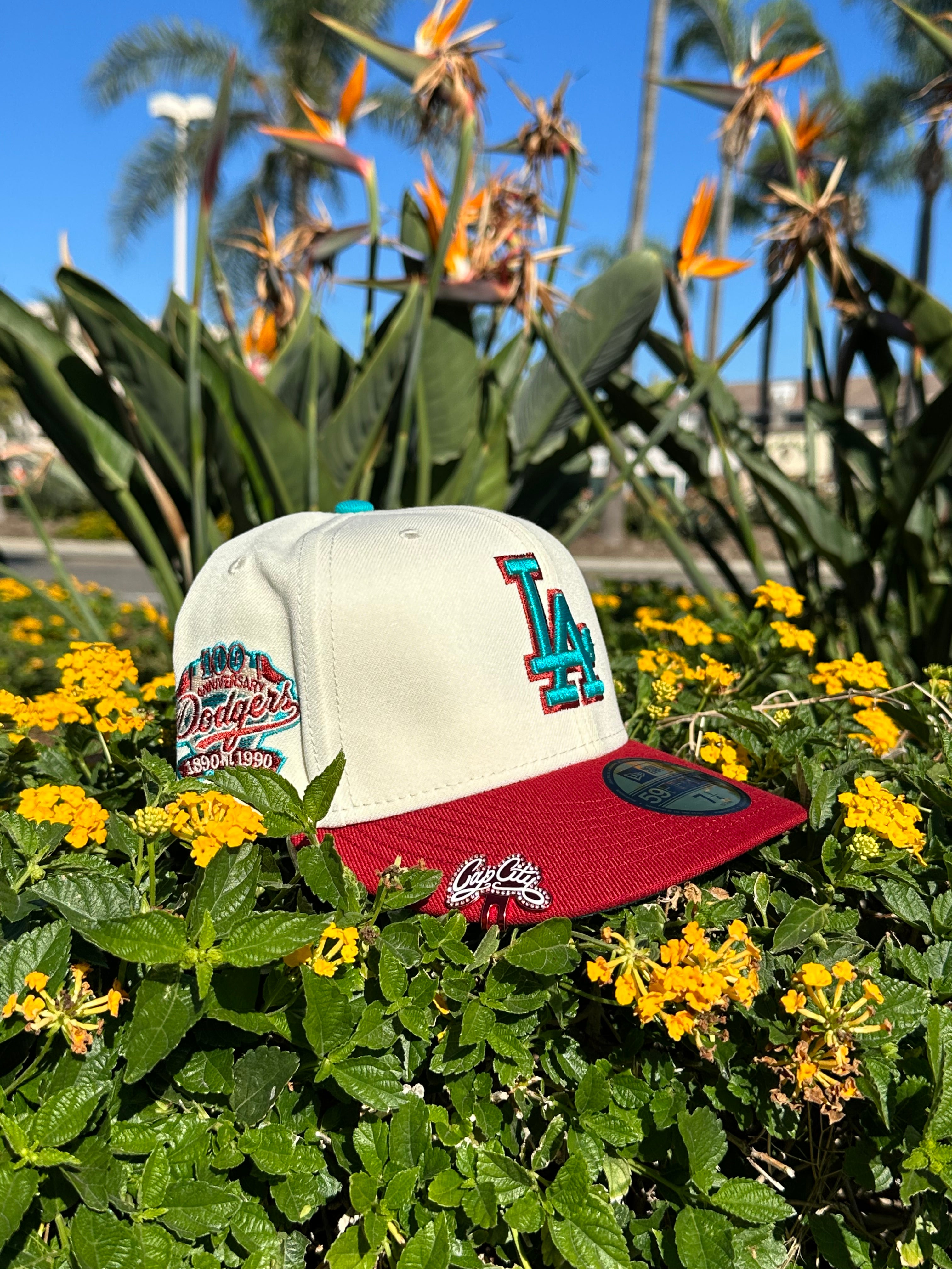 NEW ERA EXCLUSIVE 59FIFTY CHROME WHITE/BURGUNDY LOS ANGELES DODGERS W/ 100TH ANNIVERSARY PATCH