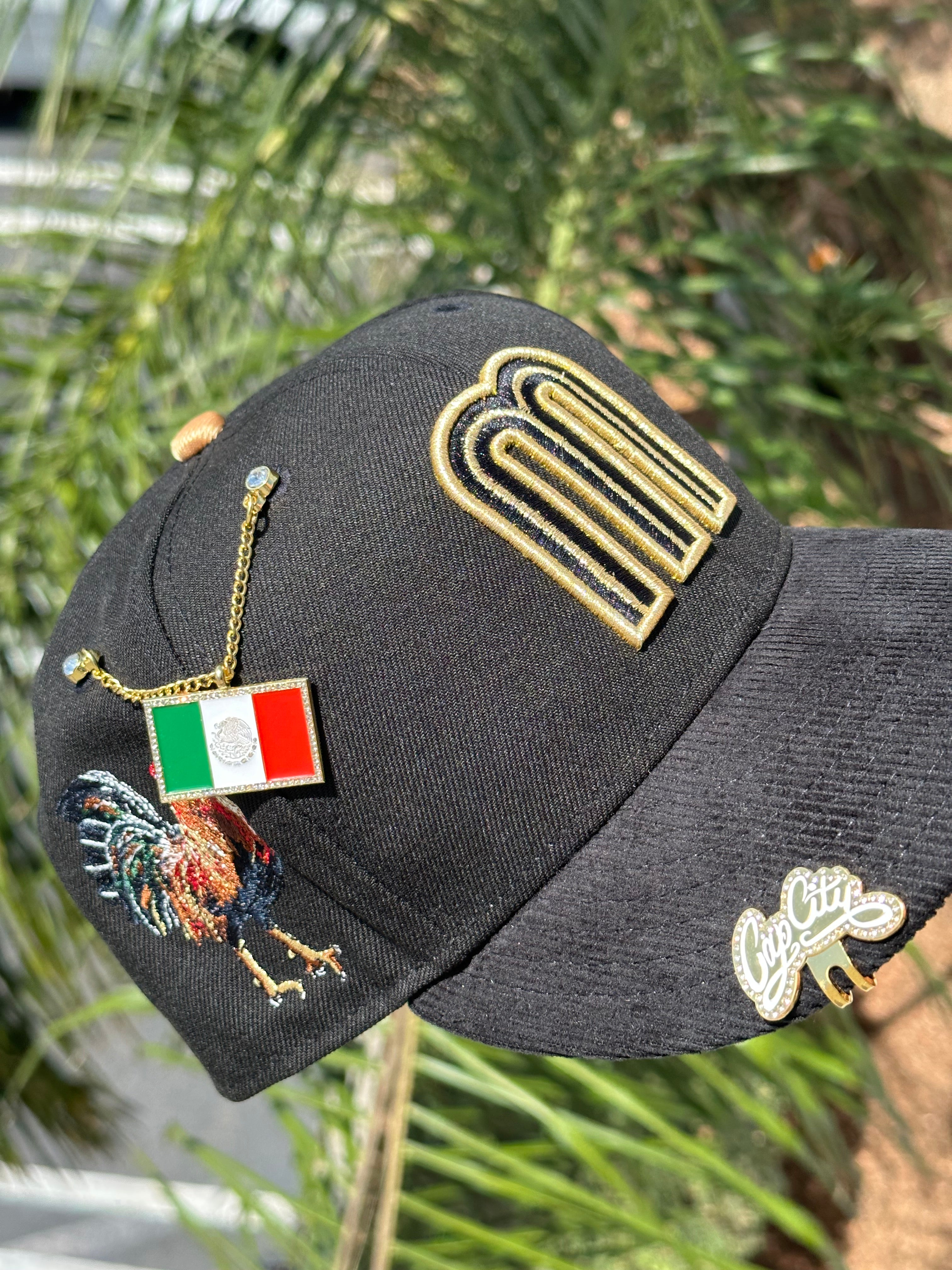 NEW ERA EXCLUSIVE 9FIFTY BLACK/CORDUROY MEXICO TWO TONE SNAPBACK W/ EL GALLO SIDE PATCH
