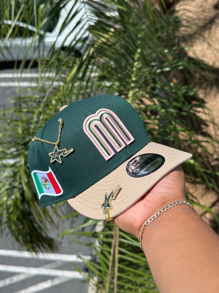 NEW ERA EXCLUSIVE 9FIFTY PINE GREEN/KHAKI MEXICO TWO TONE SNAPBACK W/ MEXICO FLAG SIDE PATCH (PINK UV)
