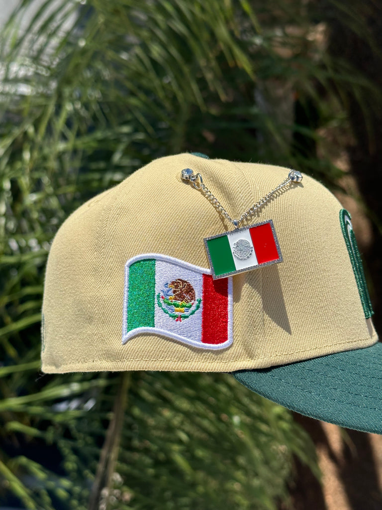 NEW ERA EXCLUSIVE 59FIFTY VEGAS GOLD/GREEN MEXICO TOWO TONE W/ MEXICO FLAG SIDE PATCH (GREY UV)