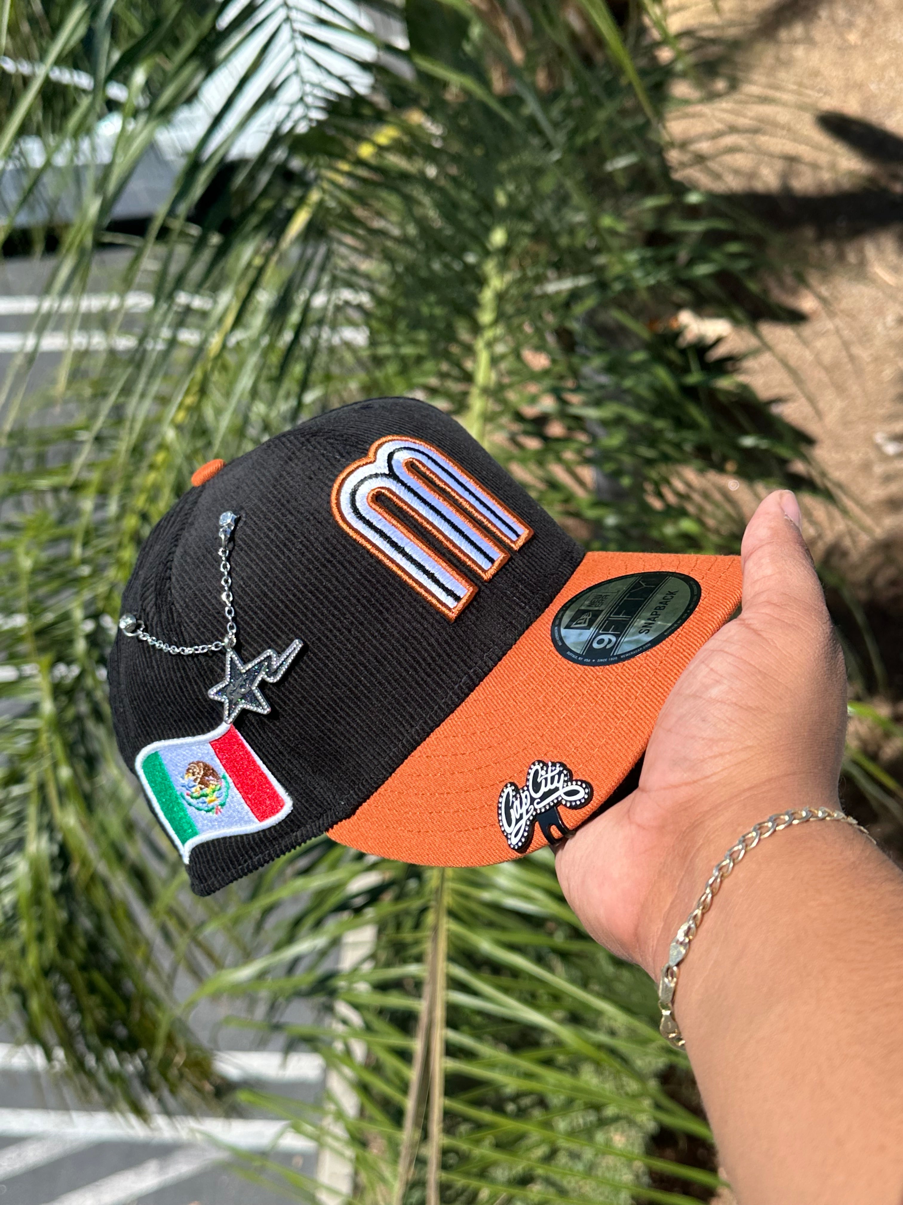 NEW ERA EXCLUSIVE 9FIFTY CORDUROY/RUST MEXICO TWO TONE SNAPBACK W/ MEXICO FLAG SIDE PATCH