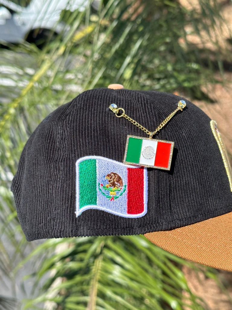 NEW ERA EXCLUSIVE 9FIFTY CORDUROY/KHAKI MEXICO TWO TONE SNAPBACK W/ MEXICO FLAG SIDE PATCH (PEACH UV)