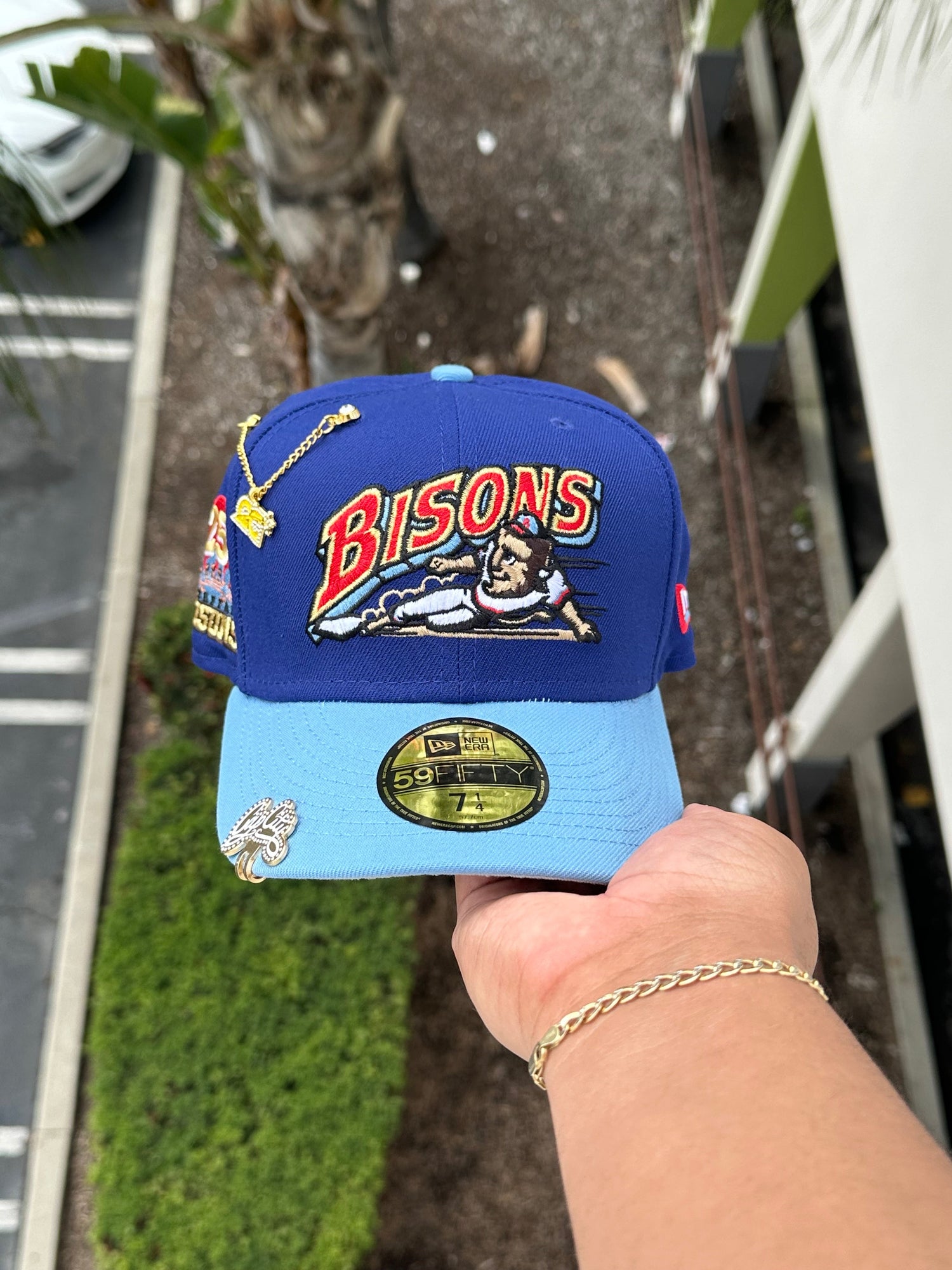 NEW ERA EXCLUSIVE 59FIFTY BLUE/ICY BLUE BUFFALO BISONS W/ 25TH ANNIVERSARY PATCH
