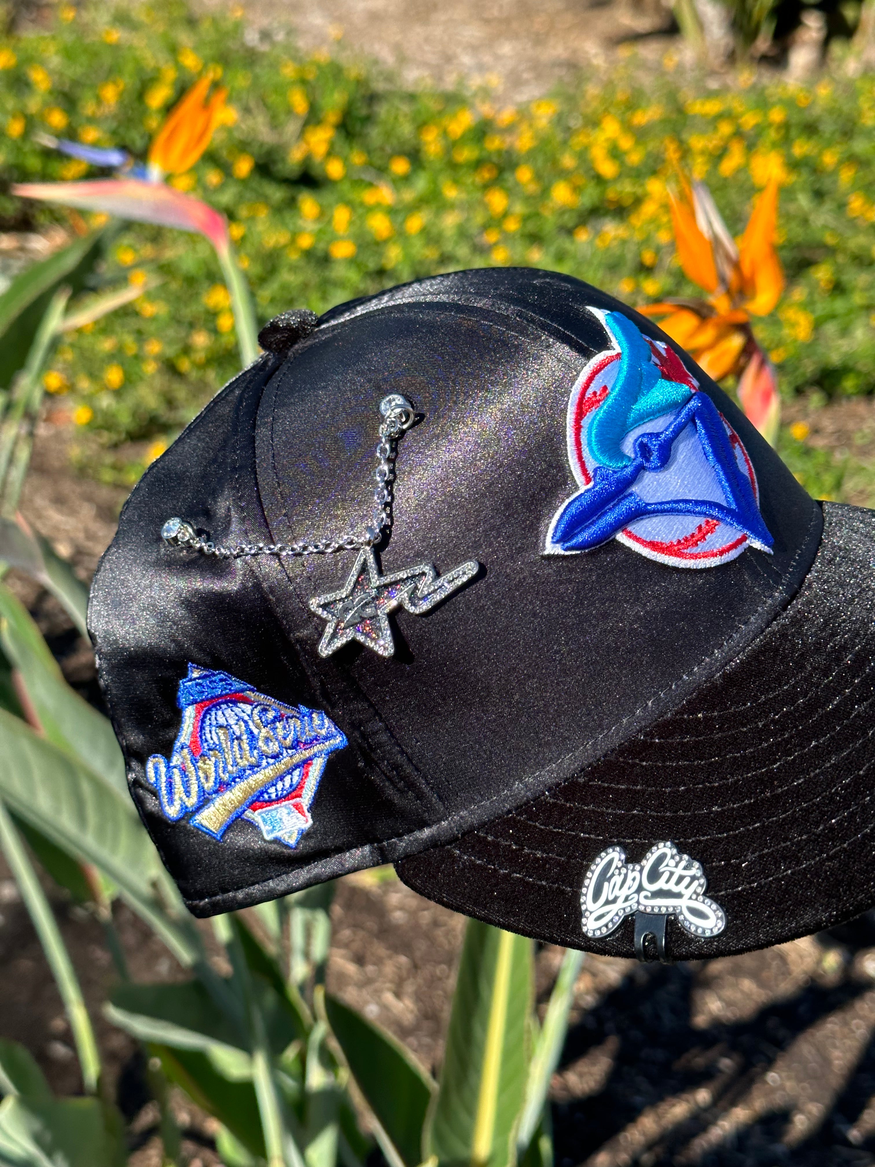 NEW ERA EXCLUSIVE 59FIFTY BLACK SATIN/VELVET TORONTO BLUEJAYS W/ 1993 WORLD SERIES PATCH