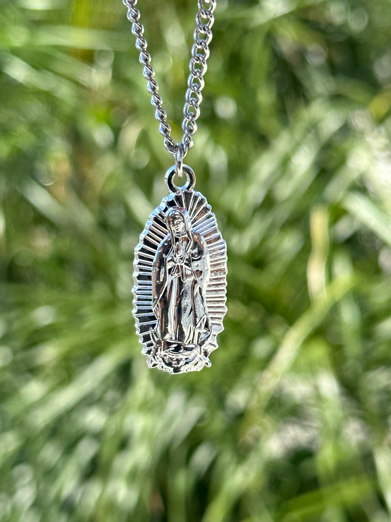 NEW* SILVER "VIRGEN DE GUADALUPE" EXCLUSIVE CAP CITY CHAIN (VERY LIMITED)