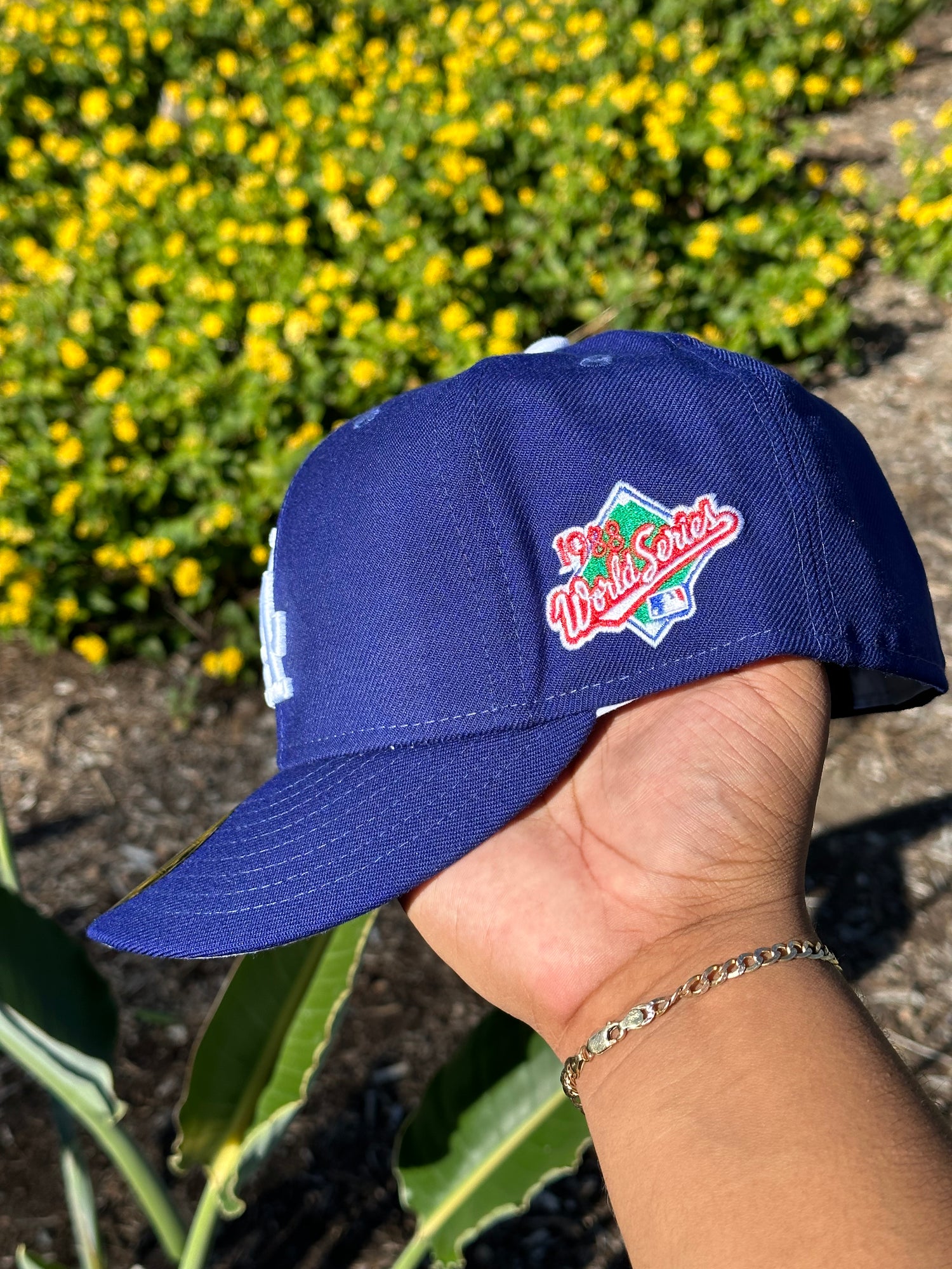 NEW ERA 59FIFTY BLUE LOS ANGELES DODGERS W/ 1988 WORLD SERIES SIDE PATCH