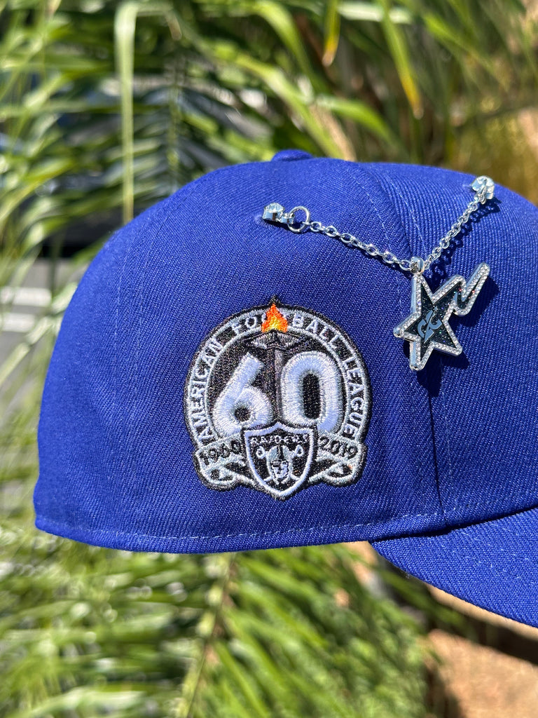 NEW ERA EXCLUSIVE 59FIFTY BLUE LAS VEGAS RAIDERS W/ 60TH ANNIVERSARY SIDEPATCH (GREY UV) VERY LIMITED