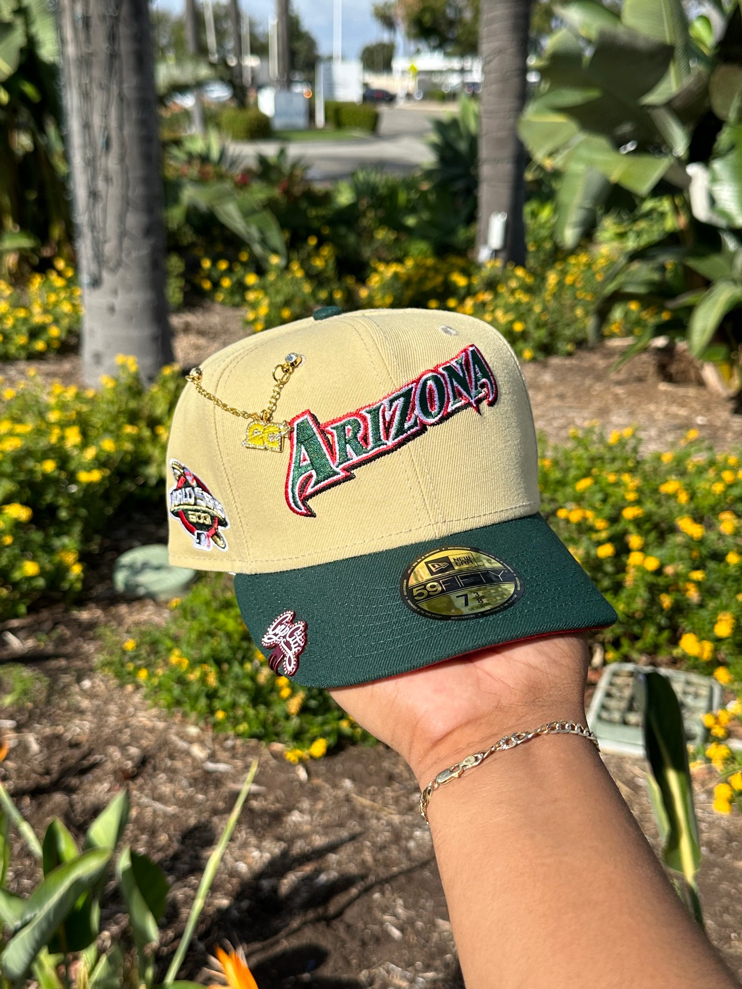 NEW ERA EXCLUSIVE 59FIFTY VEGAS GOLD/FOREST GREEN ARIZONA DIAMONDBACKS W/ 2001 WORLD SERIES PATCH