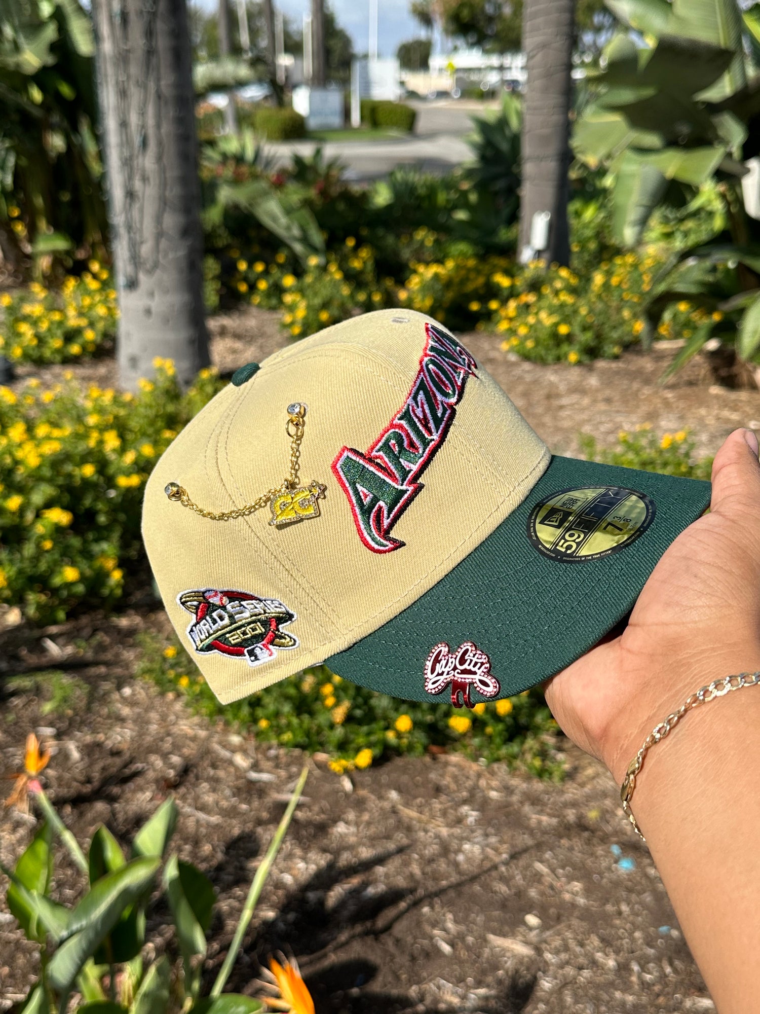 NEW ERA EXCLUSIVE 59FIFTY VEGAS GOLD/FOREST GREEN ARIZONA DIAMONDBACKS W/ 2001 WORLD SERIES PATCH