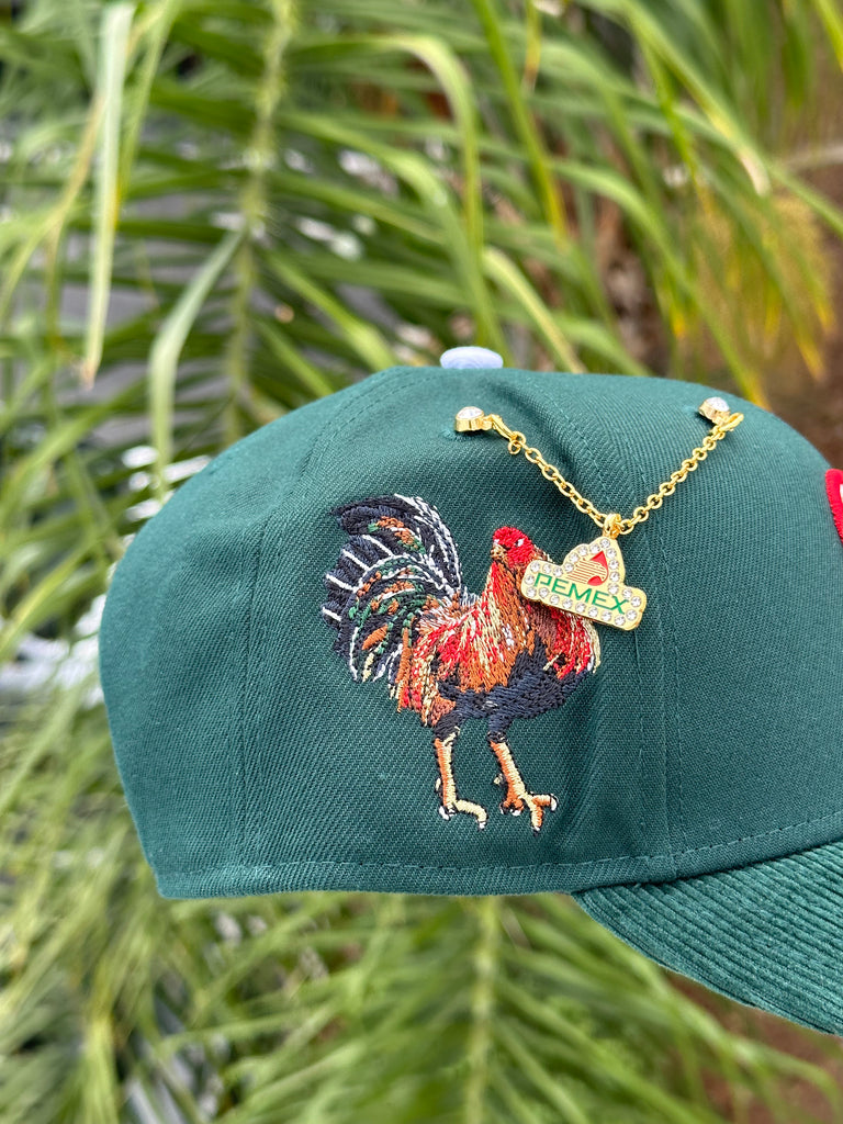 NEW ERA EXCLUSIVE 9FIFTY FOREST GREEN CORDUROY MEXICO 2TONE SNAPBACK W/ "EL GALLO" SIDEPATCH (RED UV)