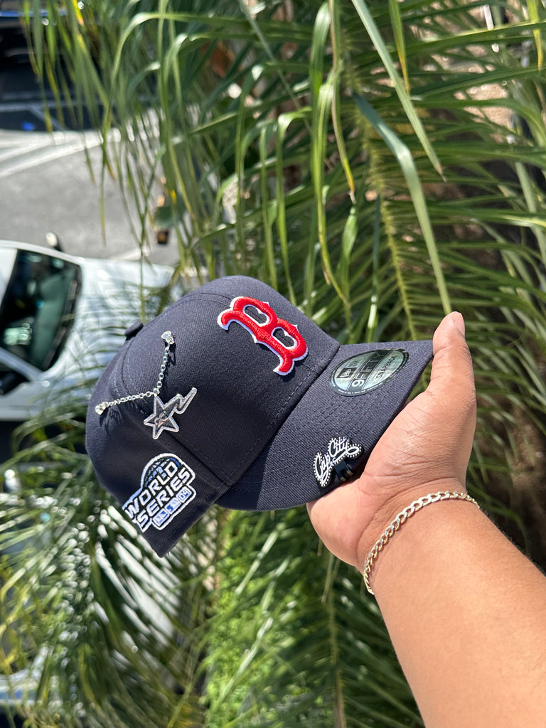 NEW ERA EXCLUSIVE 9FIFTY NAVY BOSTON RED SOX SNAPBACK W/ 2004 WORLD SERIES PATCH (GREY UV) VERY LIMITED