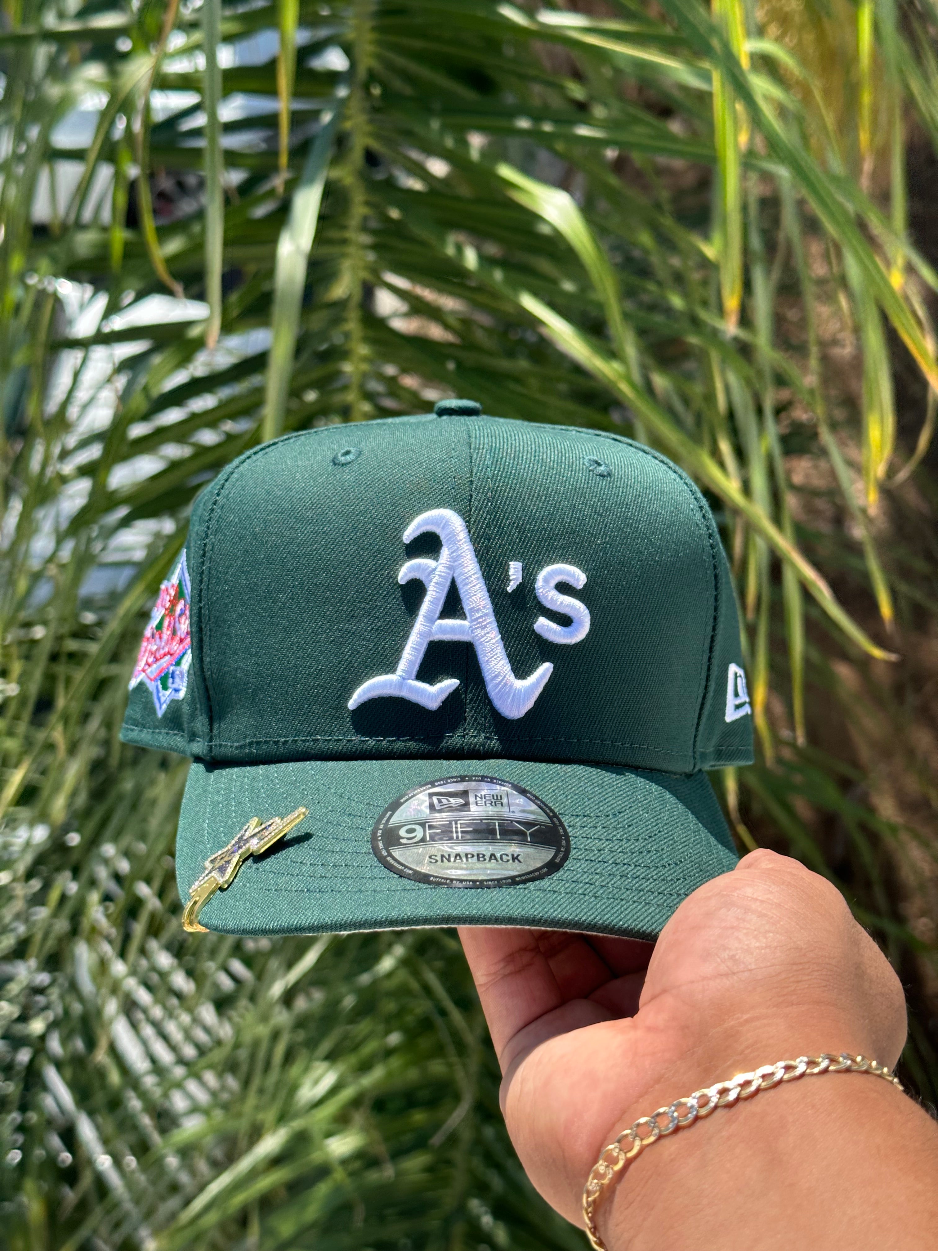 NEW ERA EXCLUSIVE 9FIFTY FOREST GREEN OAKLAND A'S SNAPBACK W/ 1989 WORLD SERIES PATCH