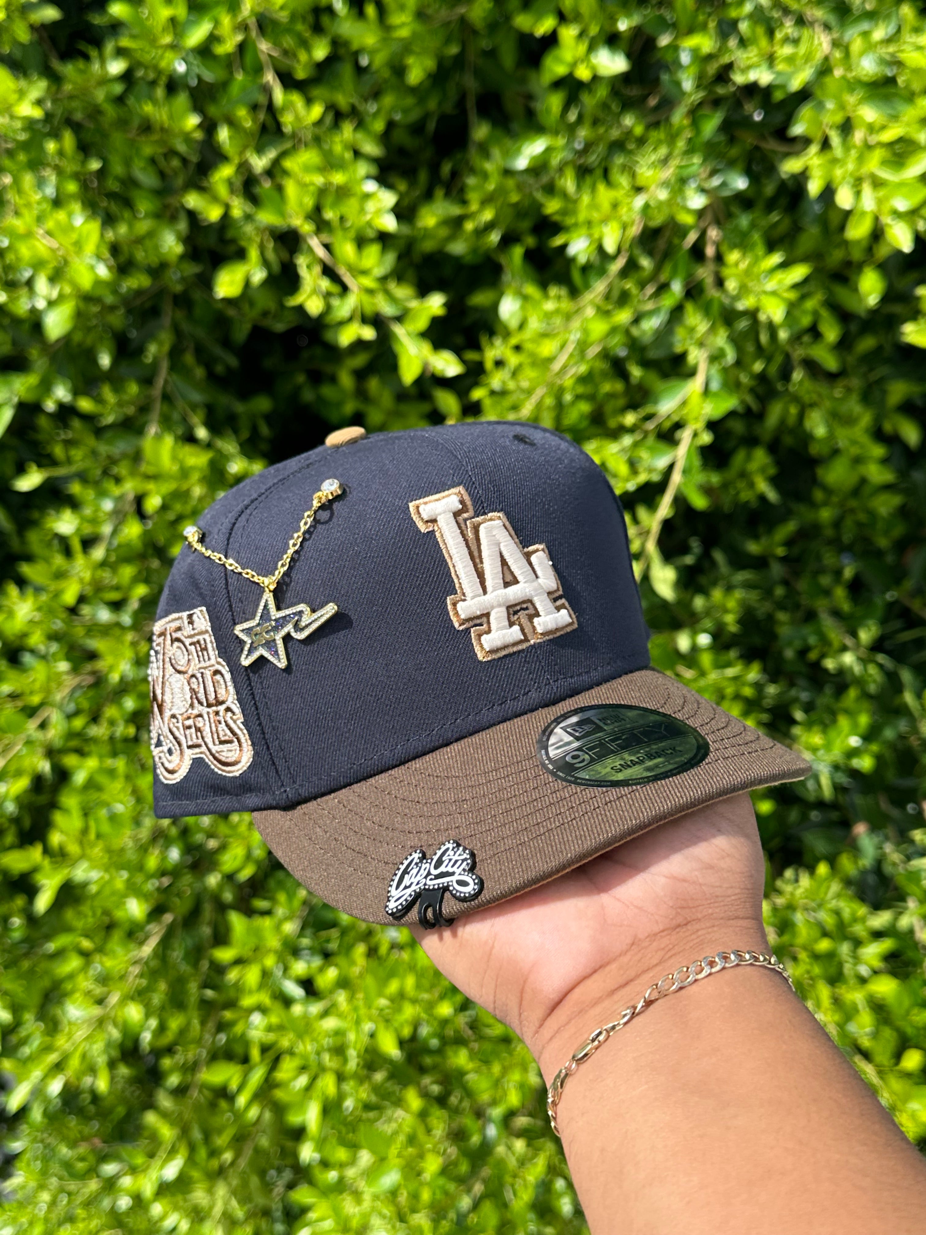NEW ERA EXCLUSIVE 9FIFTY NAVY/WALNUT LOS ANGELES DODGERS SNAPBACK W/ 75TH WORLD SERIES PATCH
