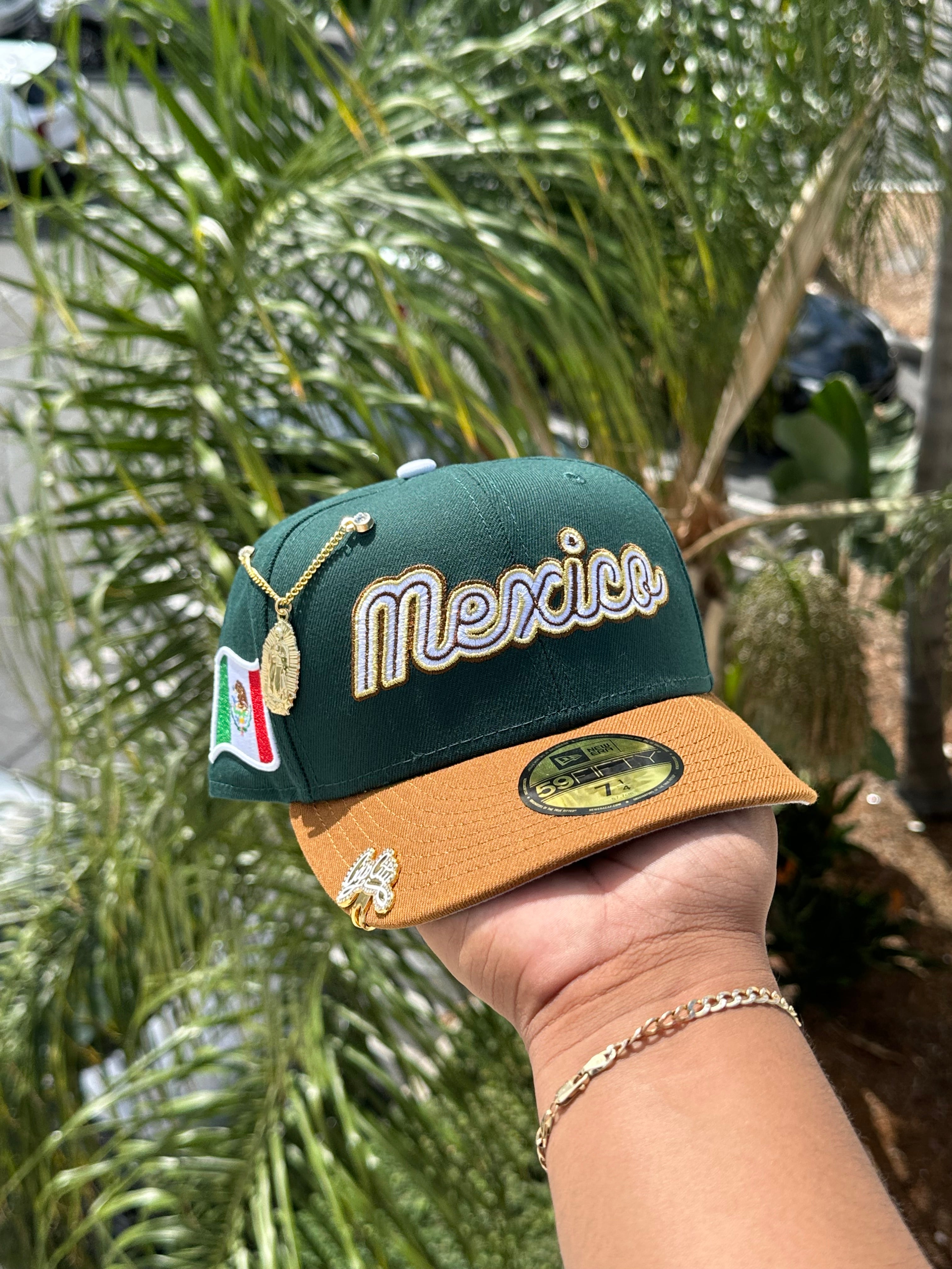 NEW ERA EXCLUSIVE 59FIFTY FOREST GREEN/KHAKI MEXICO SCRIPT TWO TONE W/ MEXICO SIDE PATCH
