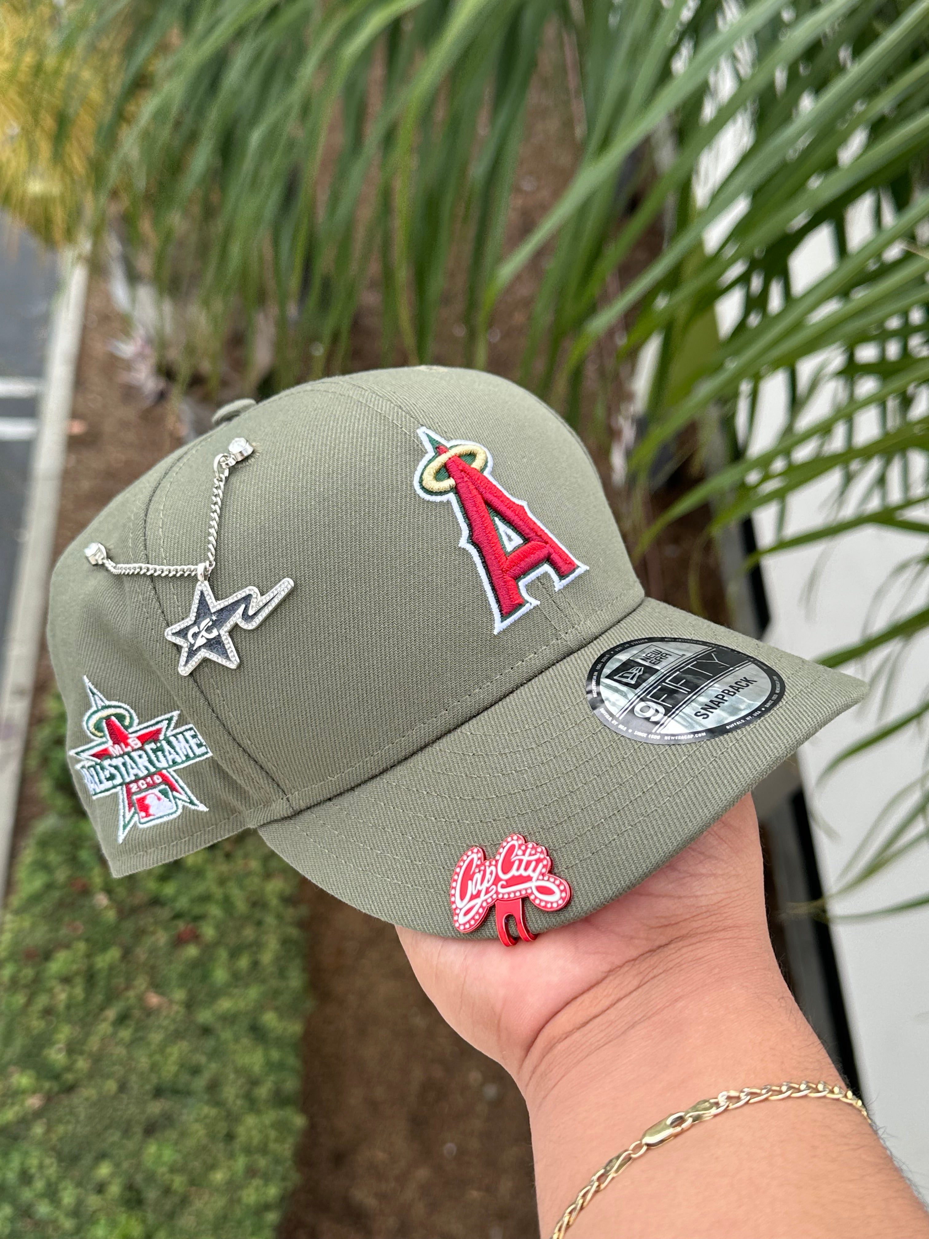 NEW ERA EXCLUSIVE 9FIFTY OLIVE GREEN ANAHEIM ANGELS SNAPBACK W/ 2010 ASG PATCH