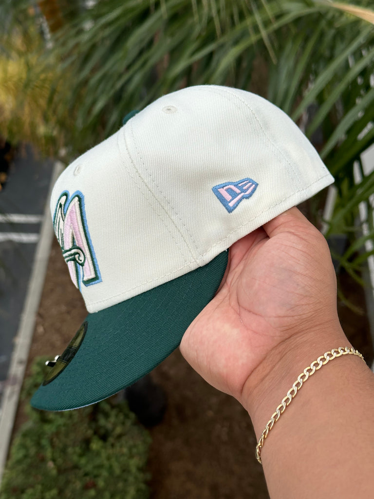 NEW ERA EXCLUSIVE 59FIFTY CHROME WHITE/FOREST GREEN ANAHEIM ANGELS W/ 50TH ANNIVERSARY PATCH (ICY UV)