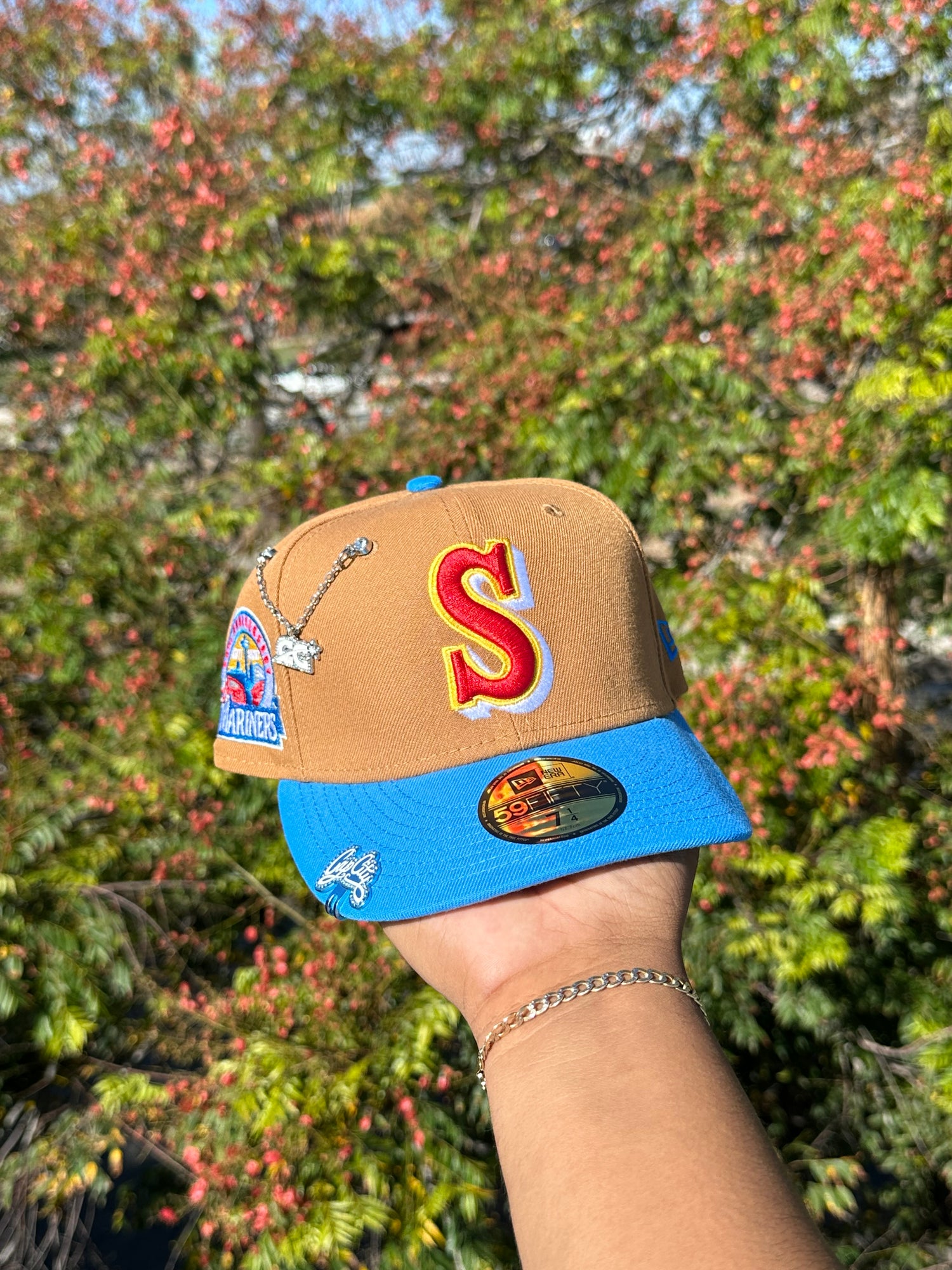 NEW ERA EXCLUSIVE 59FIFTY KHAKI/SKY BLUE SEATTLE MARINERS W/ 30TH ANNIVERSARY PATCH