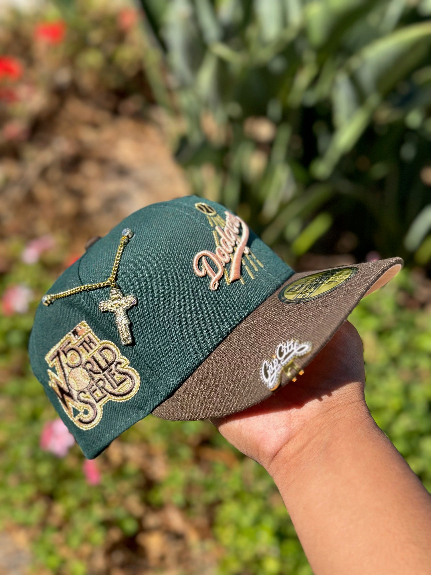 NEW ERA EXCLUSIVE 59FIFTY FOREST GREEN/WALNUT LOS ANGELES DODGERS W/ 75TH WORLD SERIES SIDE PATCH