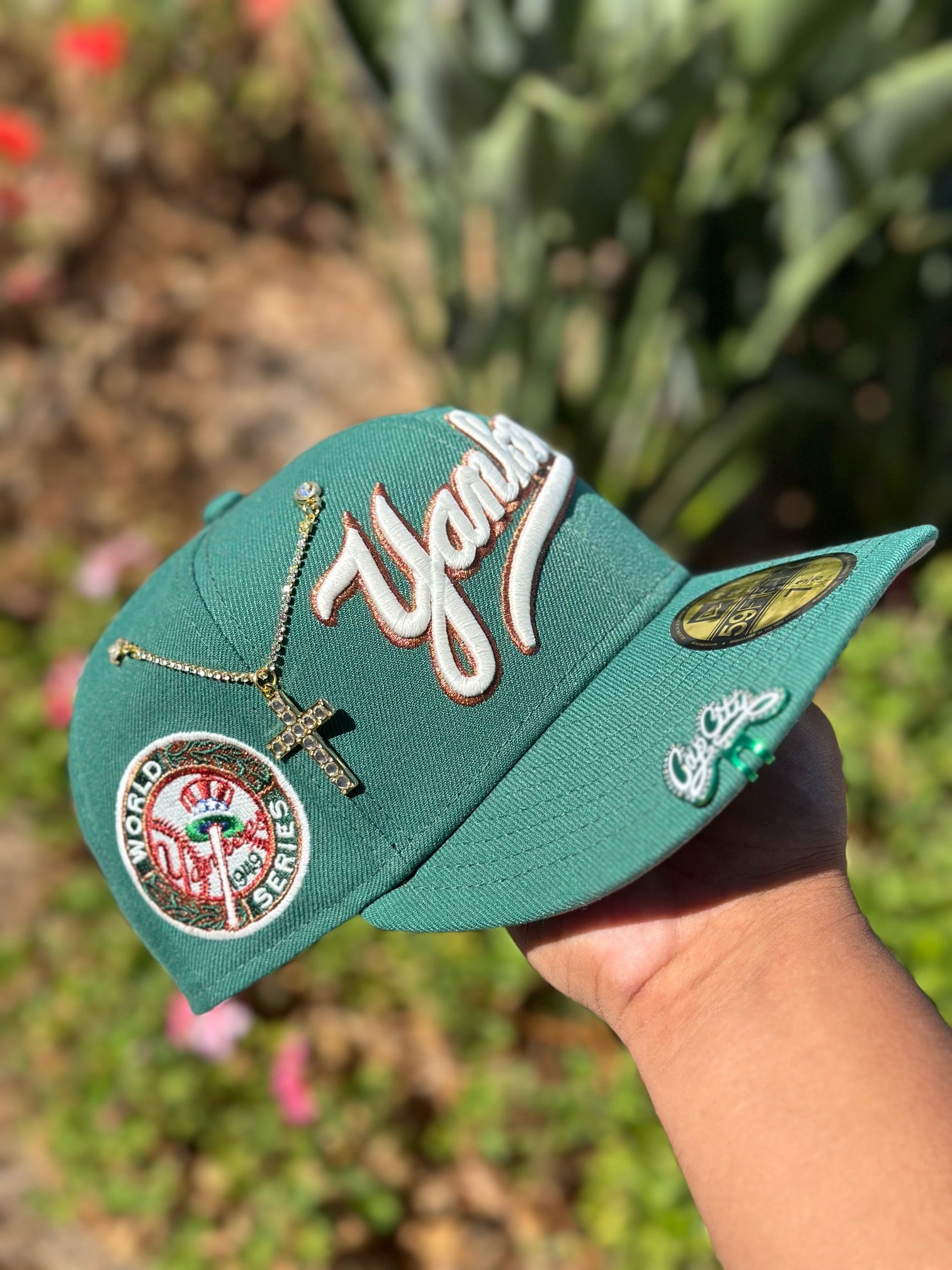 NEW ERA EXCLUSIVE 59FIFTY PINE GREEN NEW YORK YANKEES SCRIPT W/ 1949 WORLD SERIES SIDE PATCH