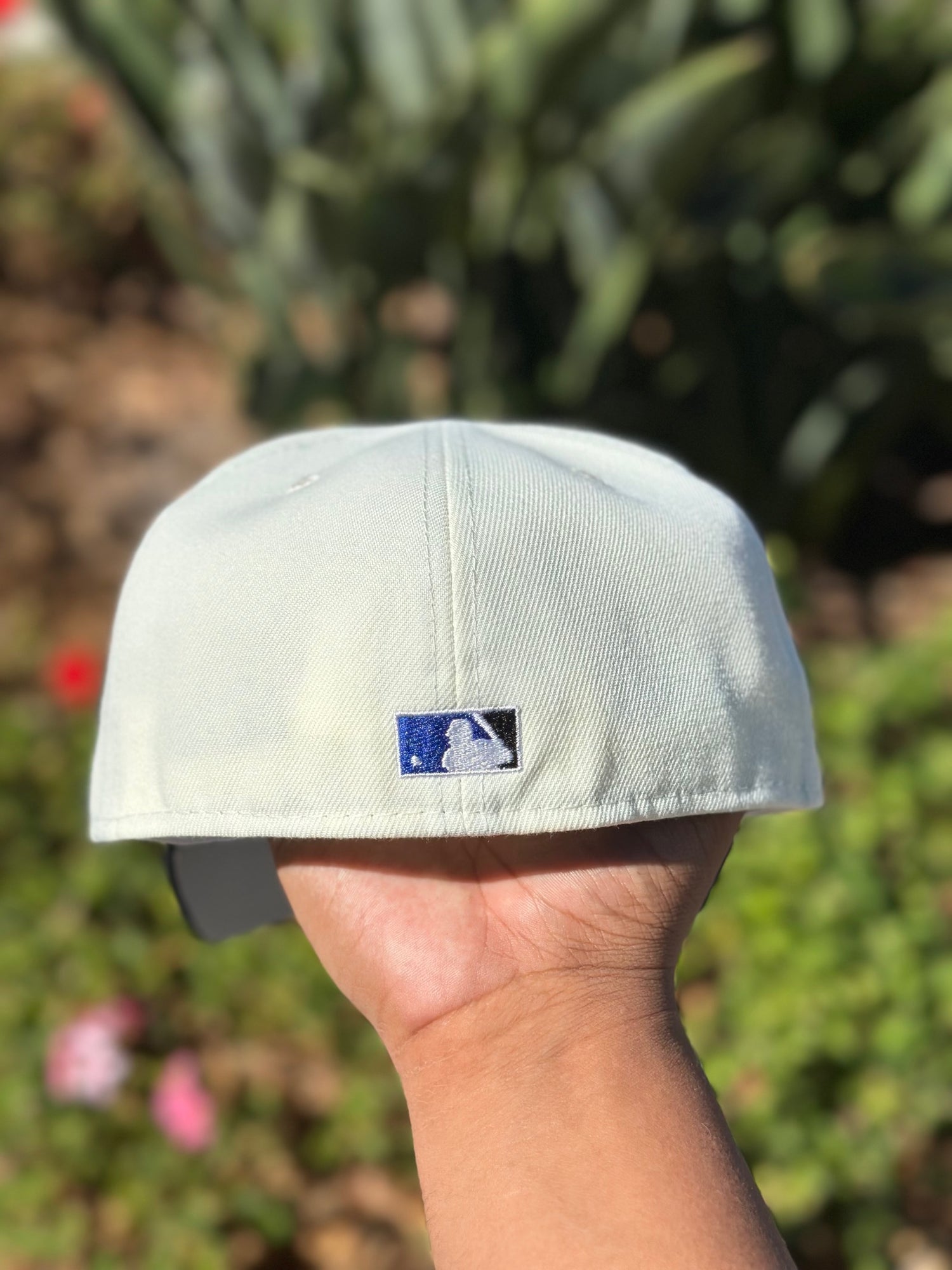 NEW ERA EXCLUSIVE 59FIFTY CHROME WHITE/BLACK WASHINGTON NATIONALS W/ 45TH ANNIVERSARY SIDE PATCH