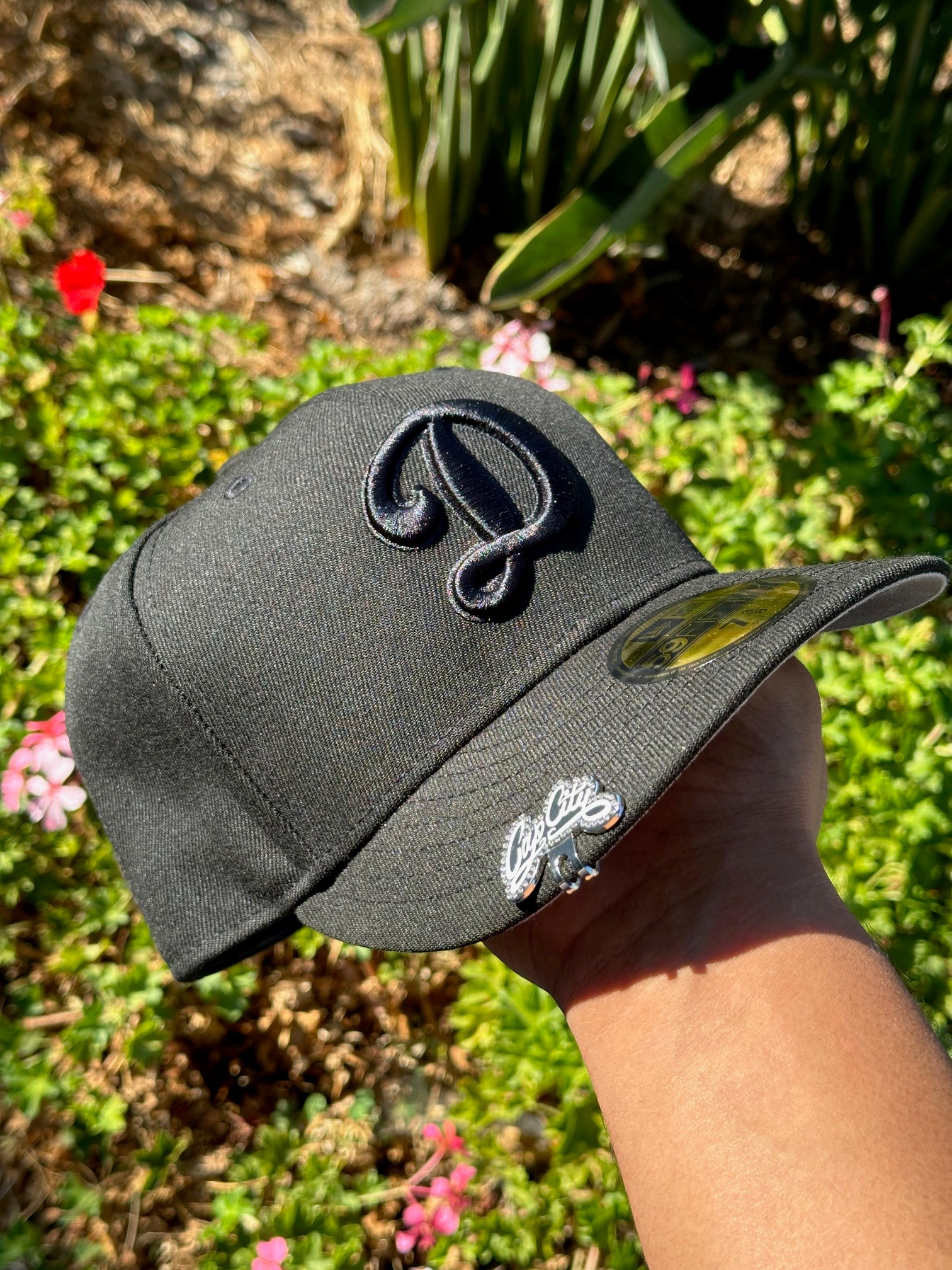 NEW ERA EXCLUSIVE 59FIFTY BLACKED OUT LOS ANGELES DODGERS