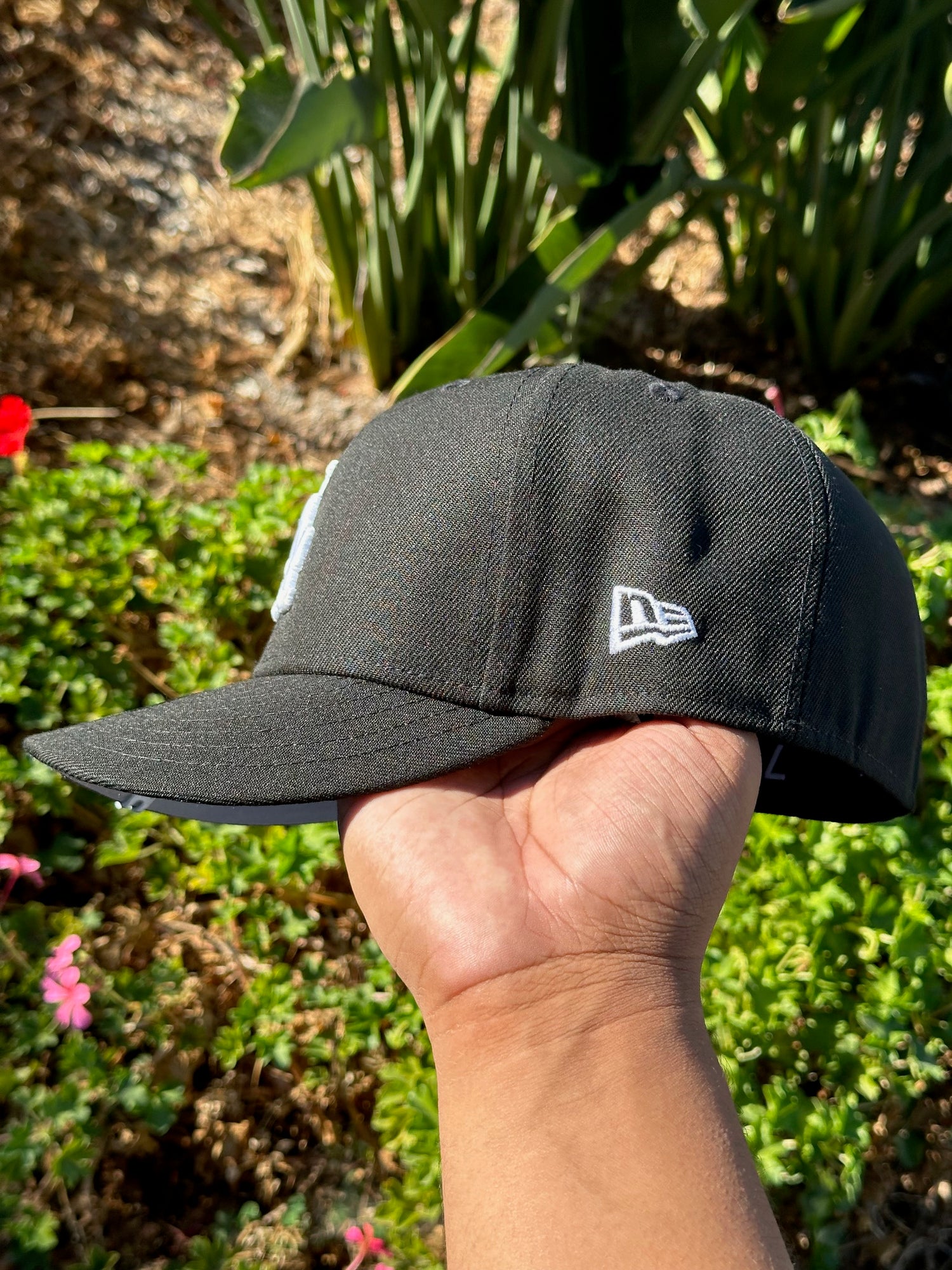 NEW ERA EXCLUSIVE 59FIFTY BLACK LOS ANGELES DODGERS