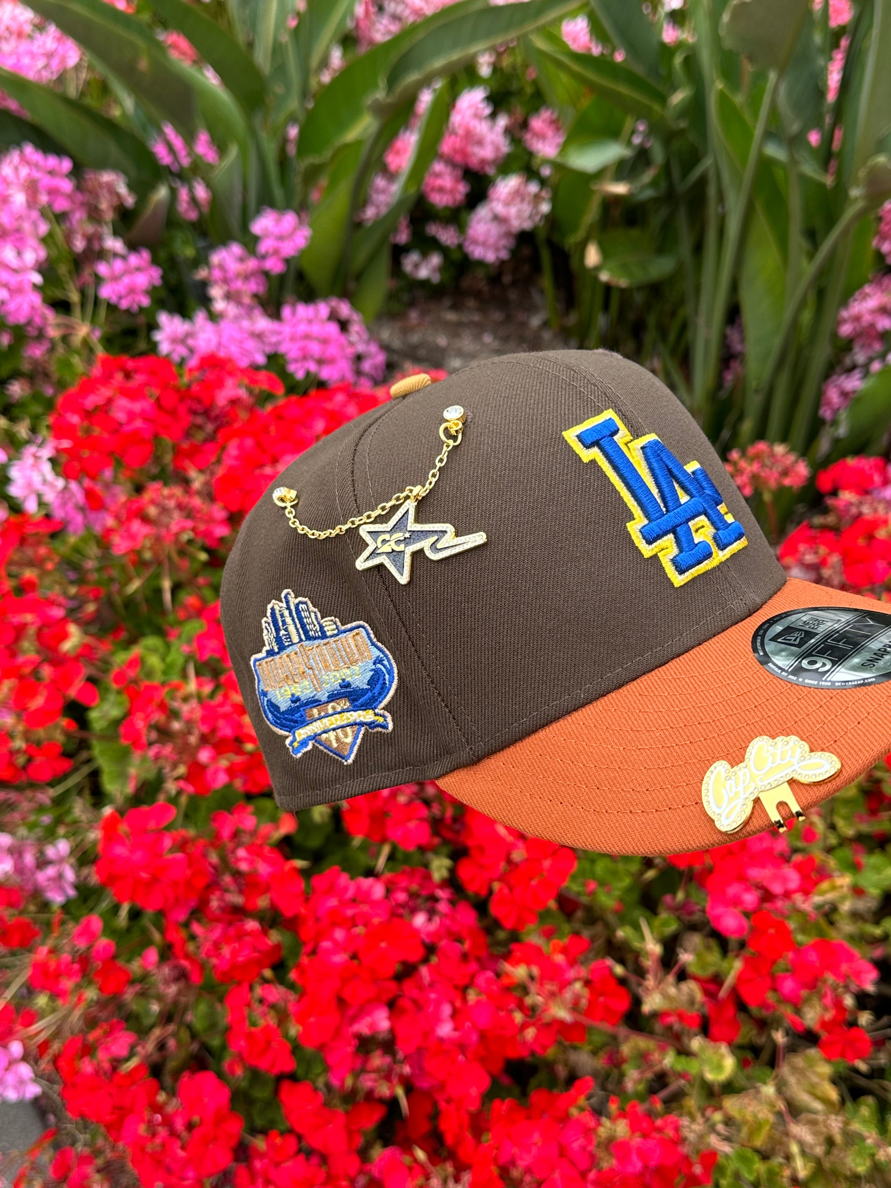 NEW ERA EXCLUSIVE 9FIFTY MOCHA/RUST LOS ANGELES DODGERS SNAPBACK W/ 40TH ANNIVERSARY SIDE PATCH