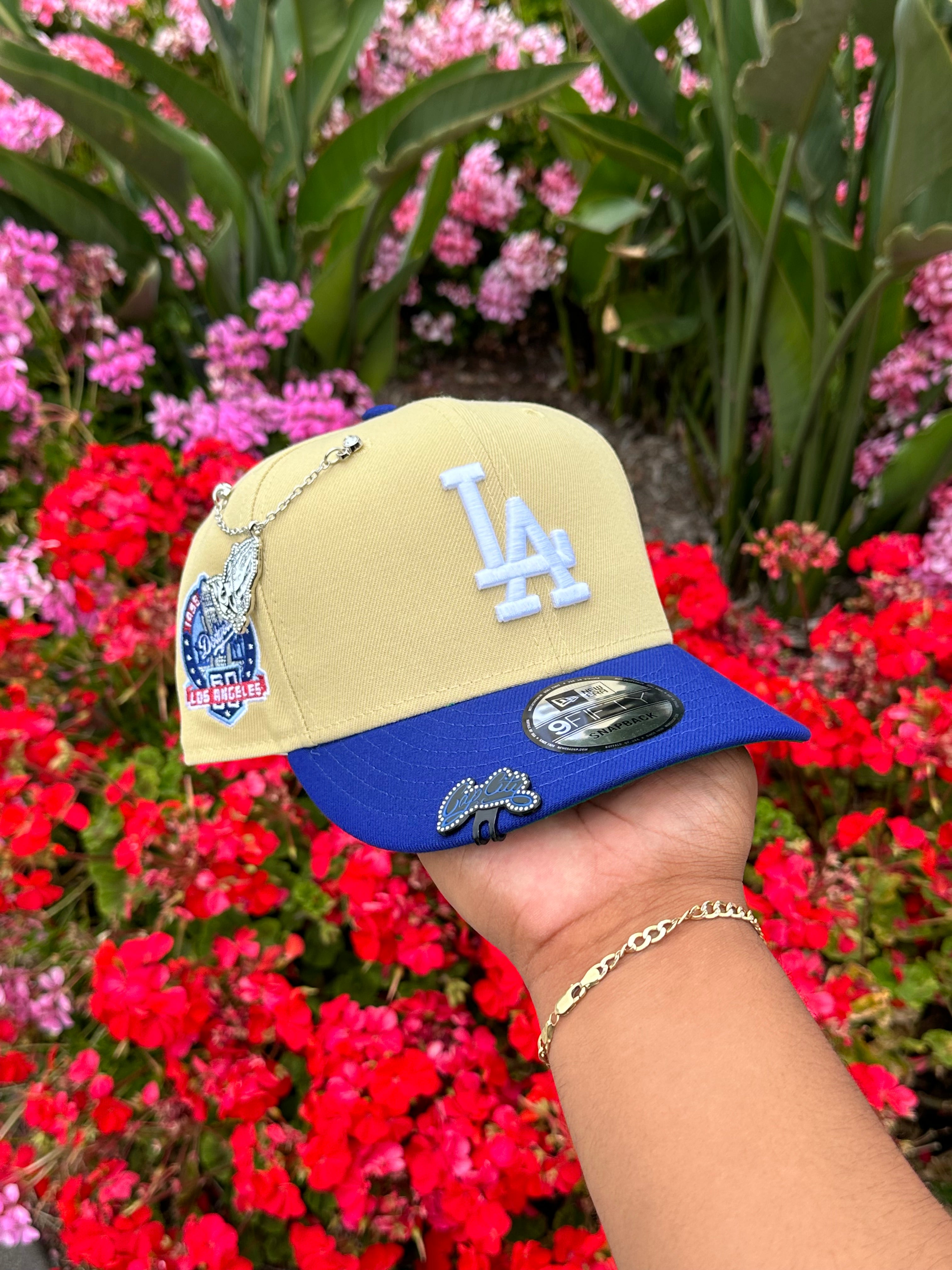 NEW ERA EXCLUSIVE 9FIFTY VEGAS GOLD/BLUE LOS ANGELES DODGERS SNAPBACK W/ 60TH ANNIVERSARY SIDE PATCH