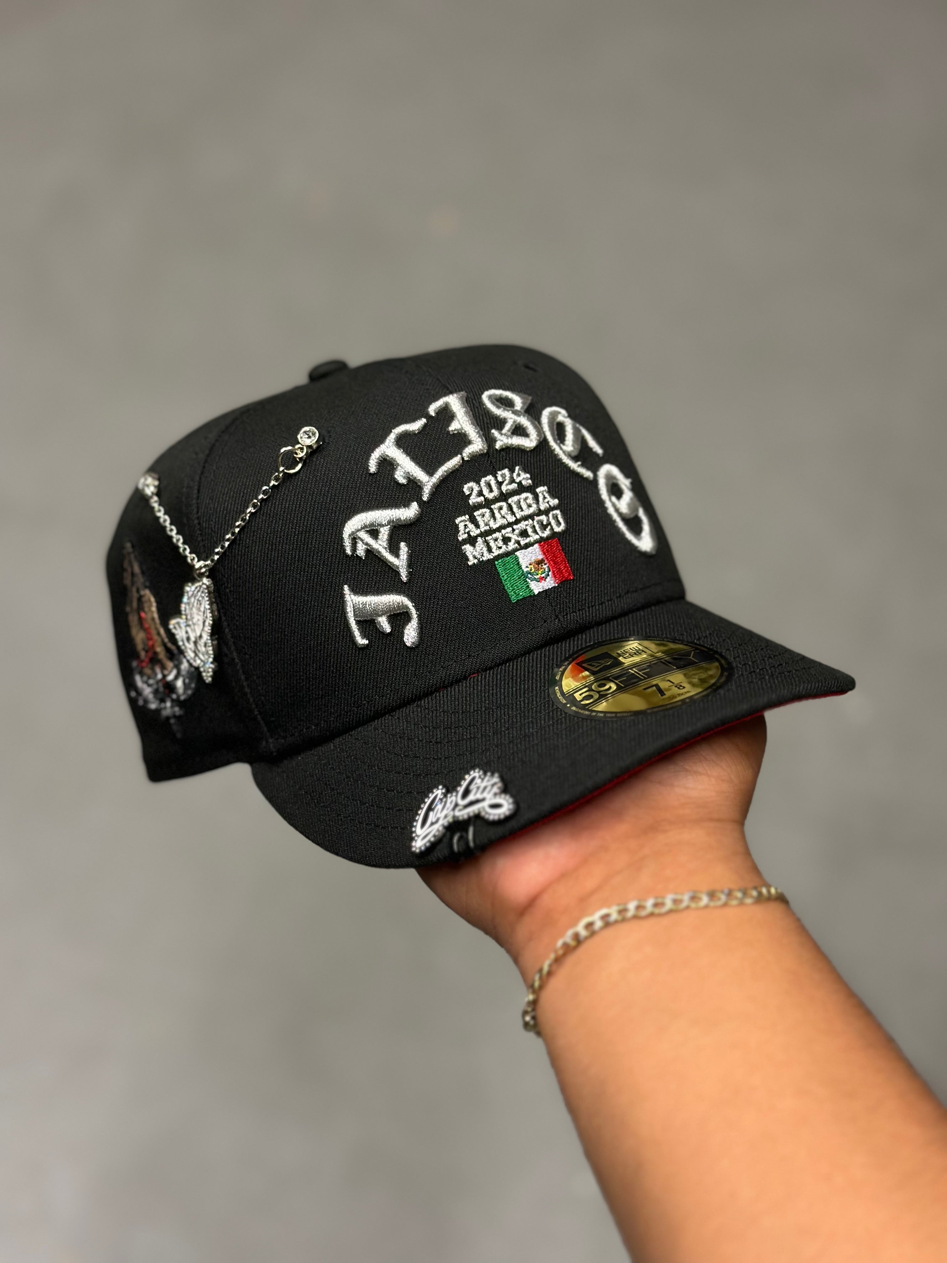 NEW ERA EXCLUSIVE 59FIFTY BLACK JALISCO "ARRIBA MEXICO" W/ PRAYING HANDS SIDE PATCH